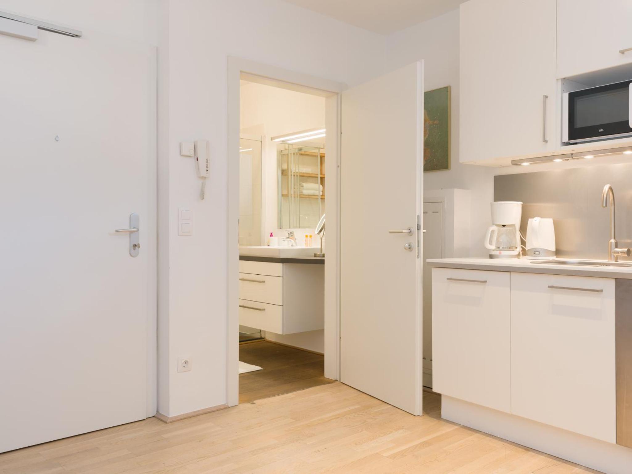 Christian Apartments Oper - contactless check in