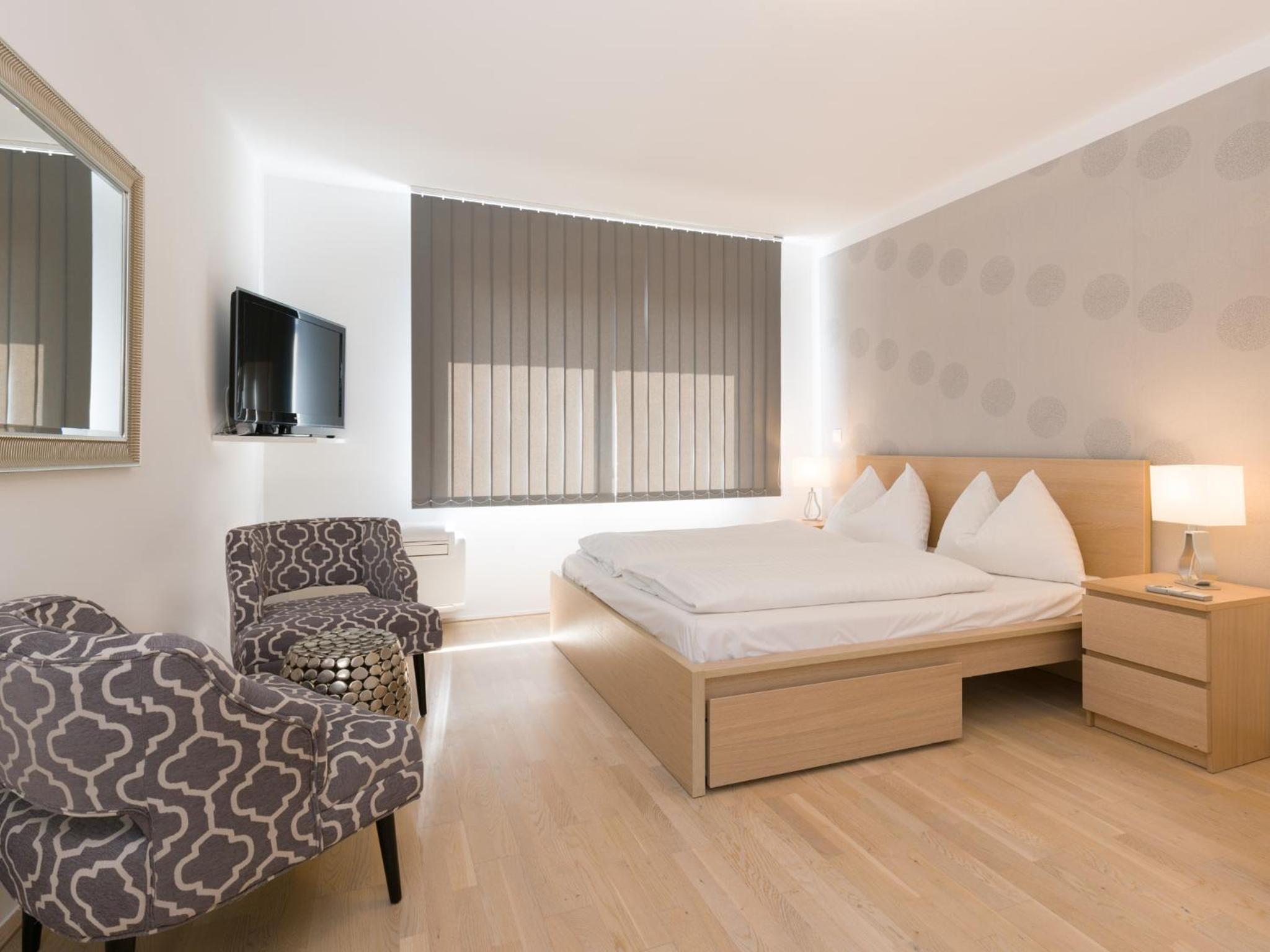 Christian Apartments Oper - contactless check in