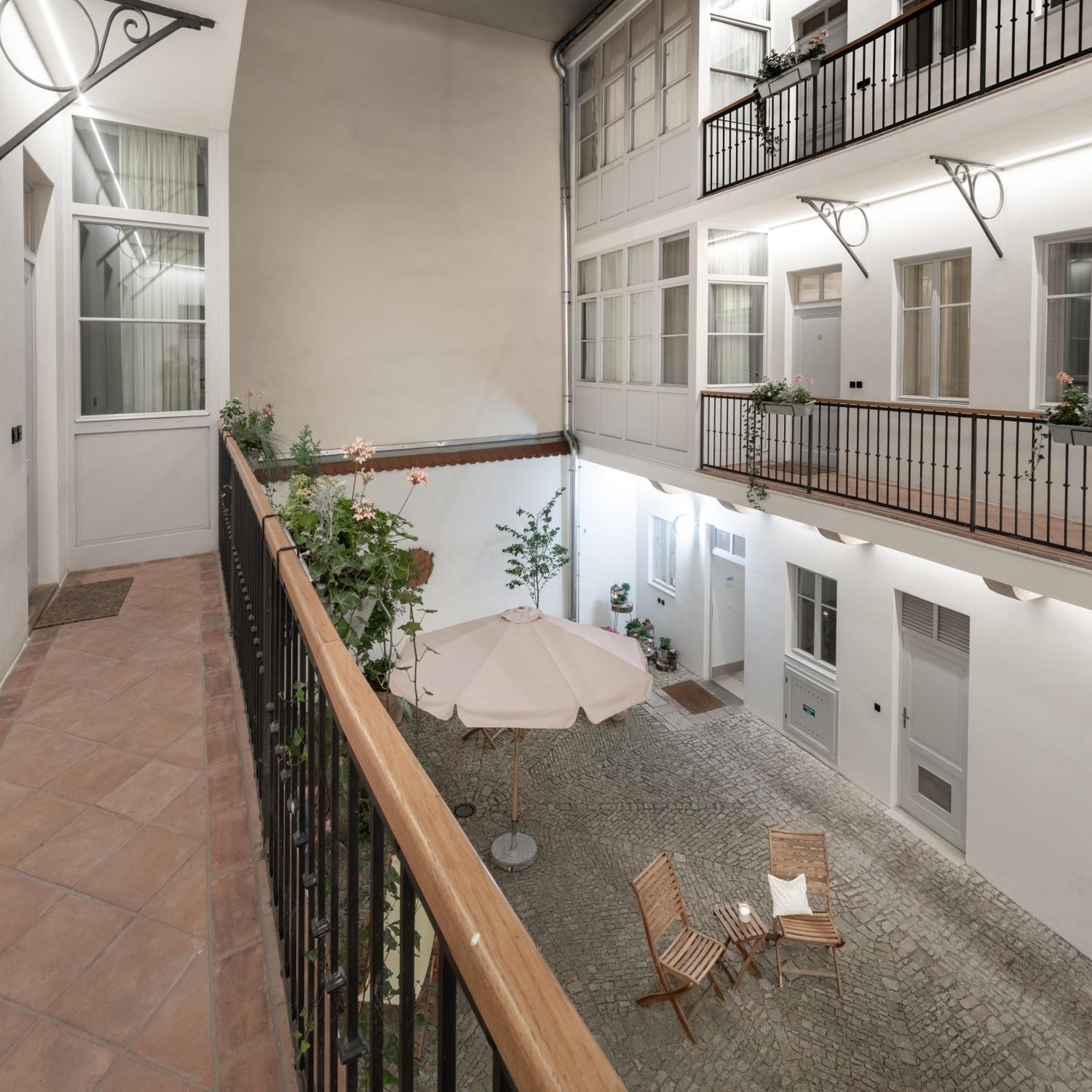4 Trees Apartments by Adrez