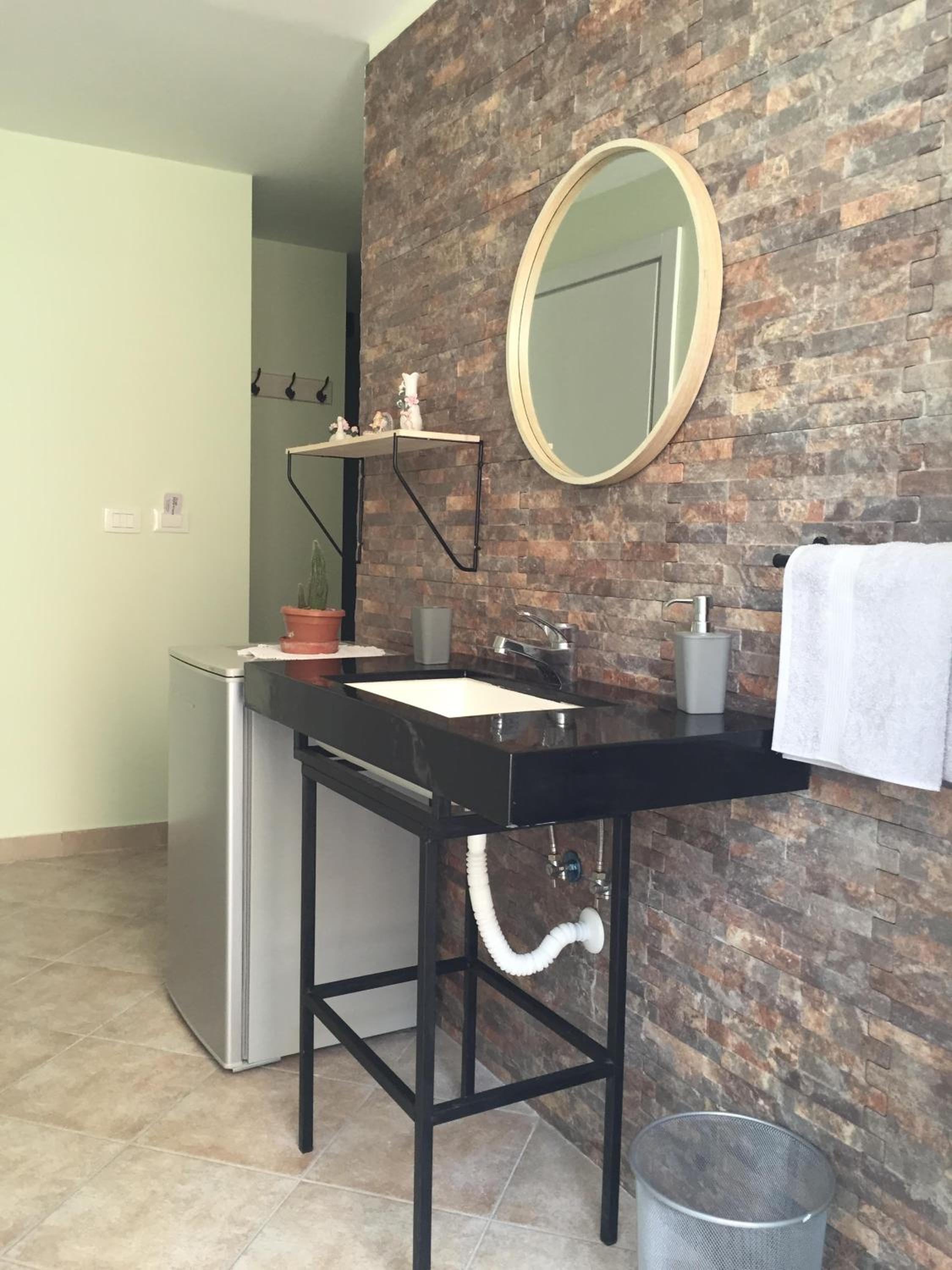 Andi Apartments