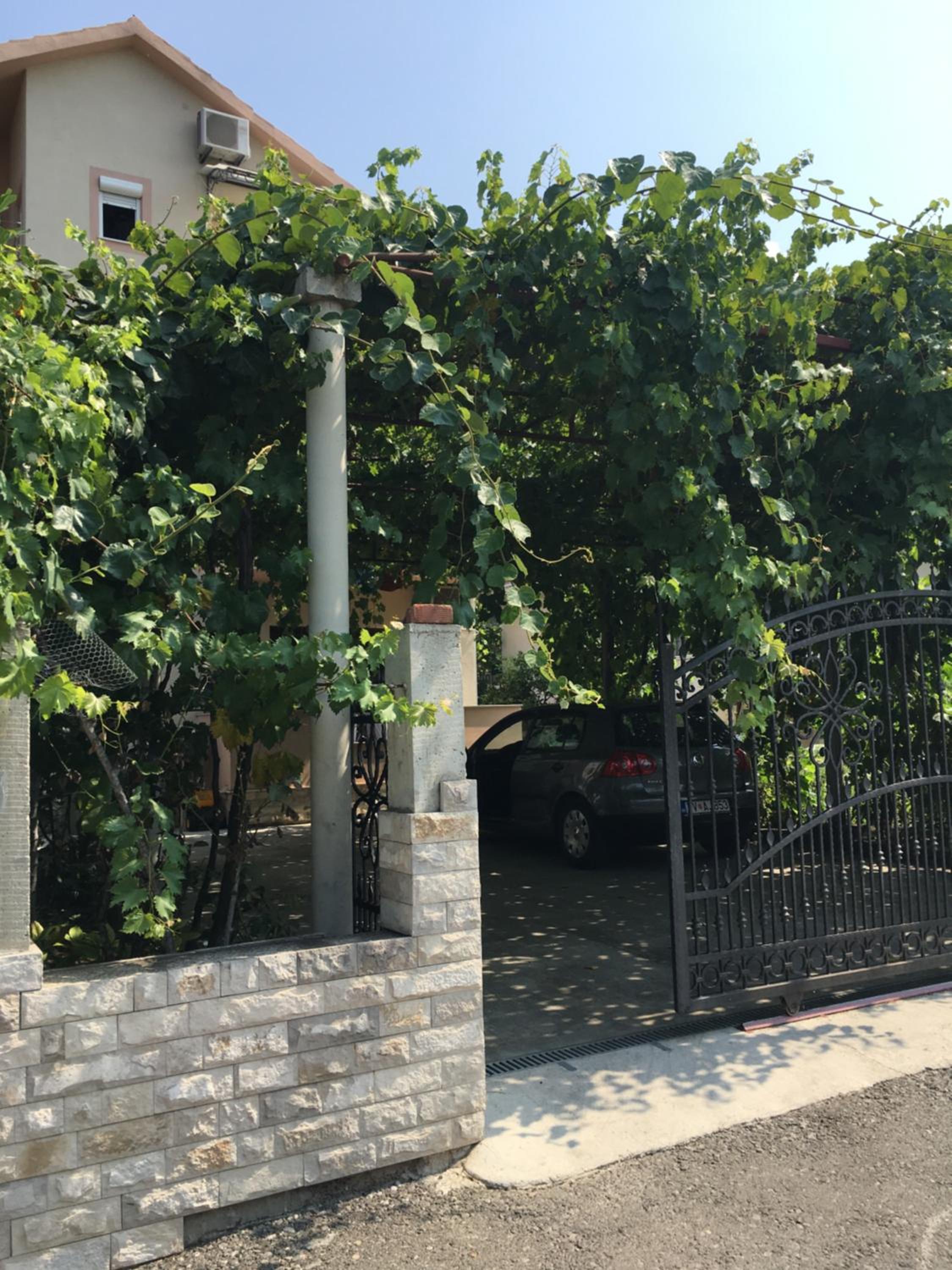 Photo 28