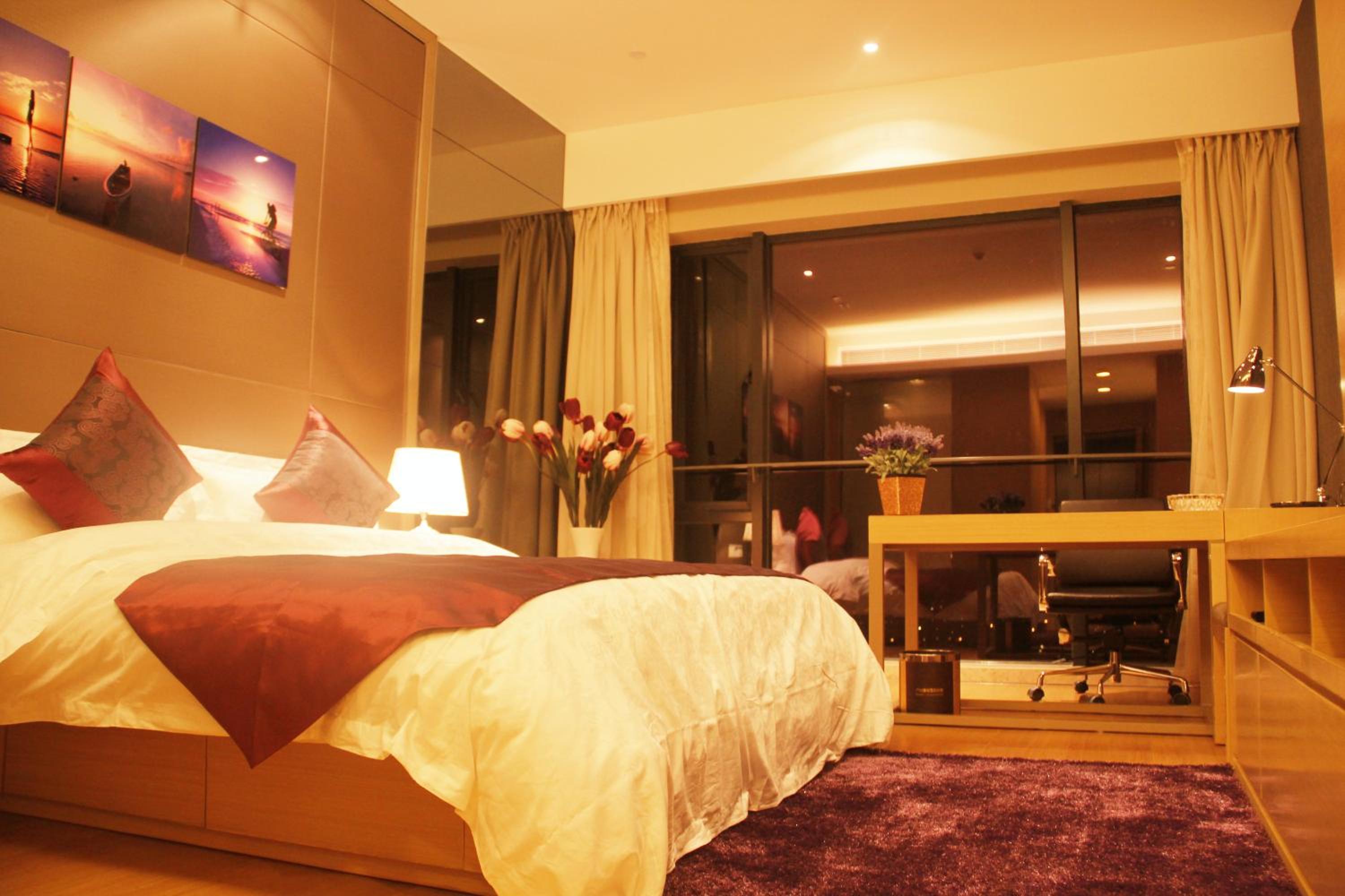Checkinn International Apartment (GuangZhou PaZhou Poly World Trade Branch)