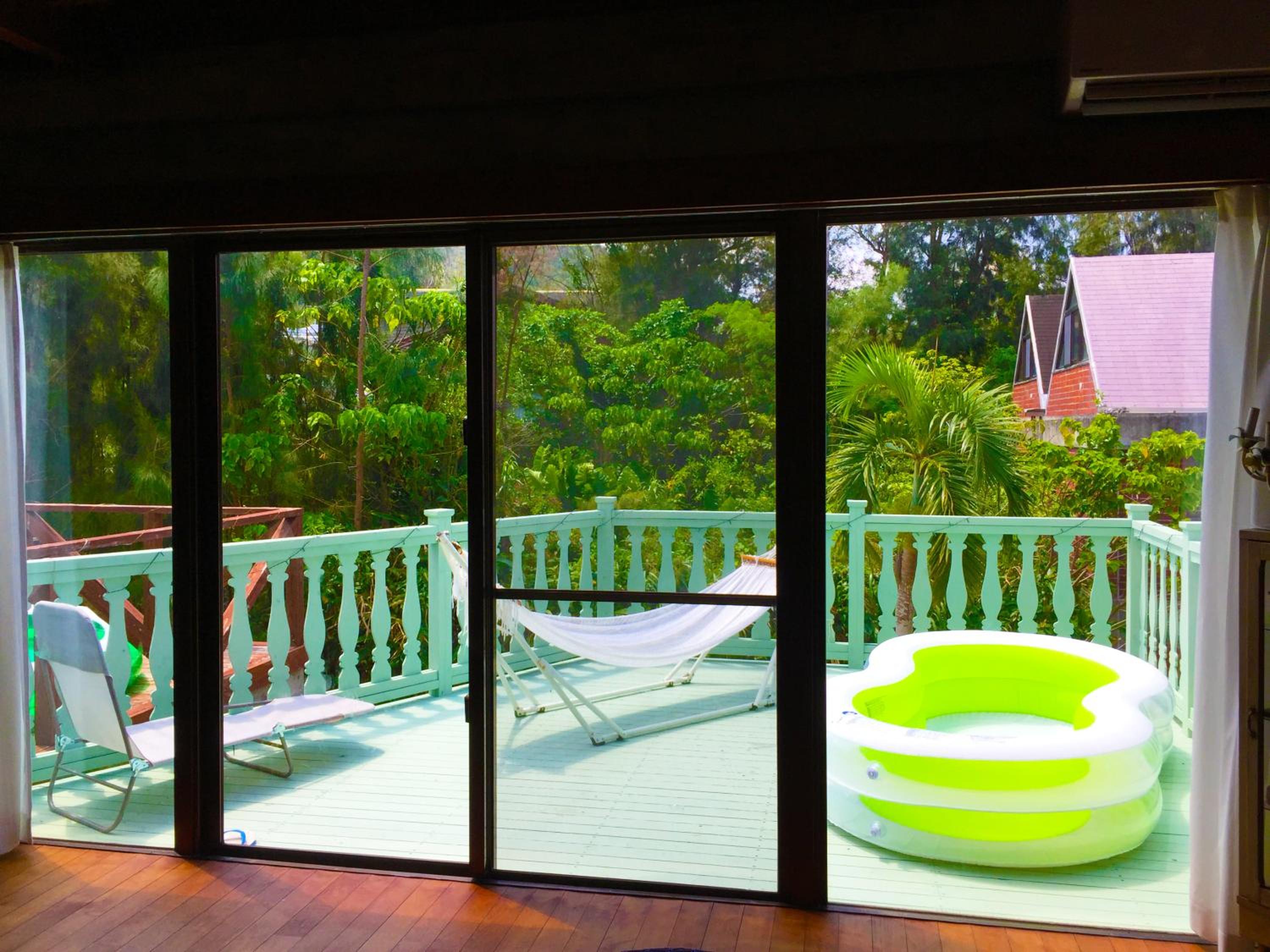 猫とピアノと星空のリゾートブティックコテージ -Starry Forest Cottage Okinawa-