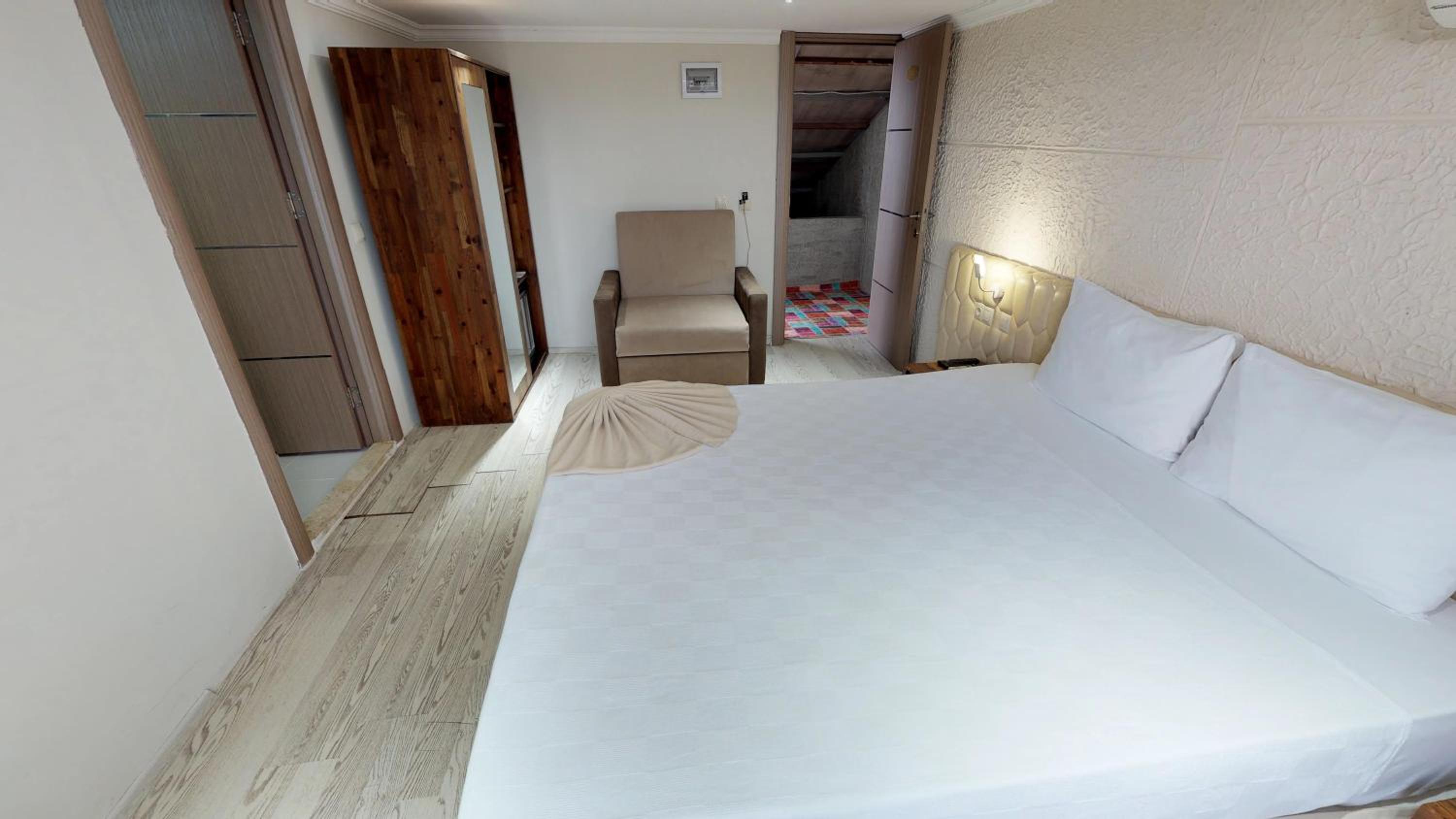 Patron Hotel - Image 34