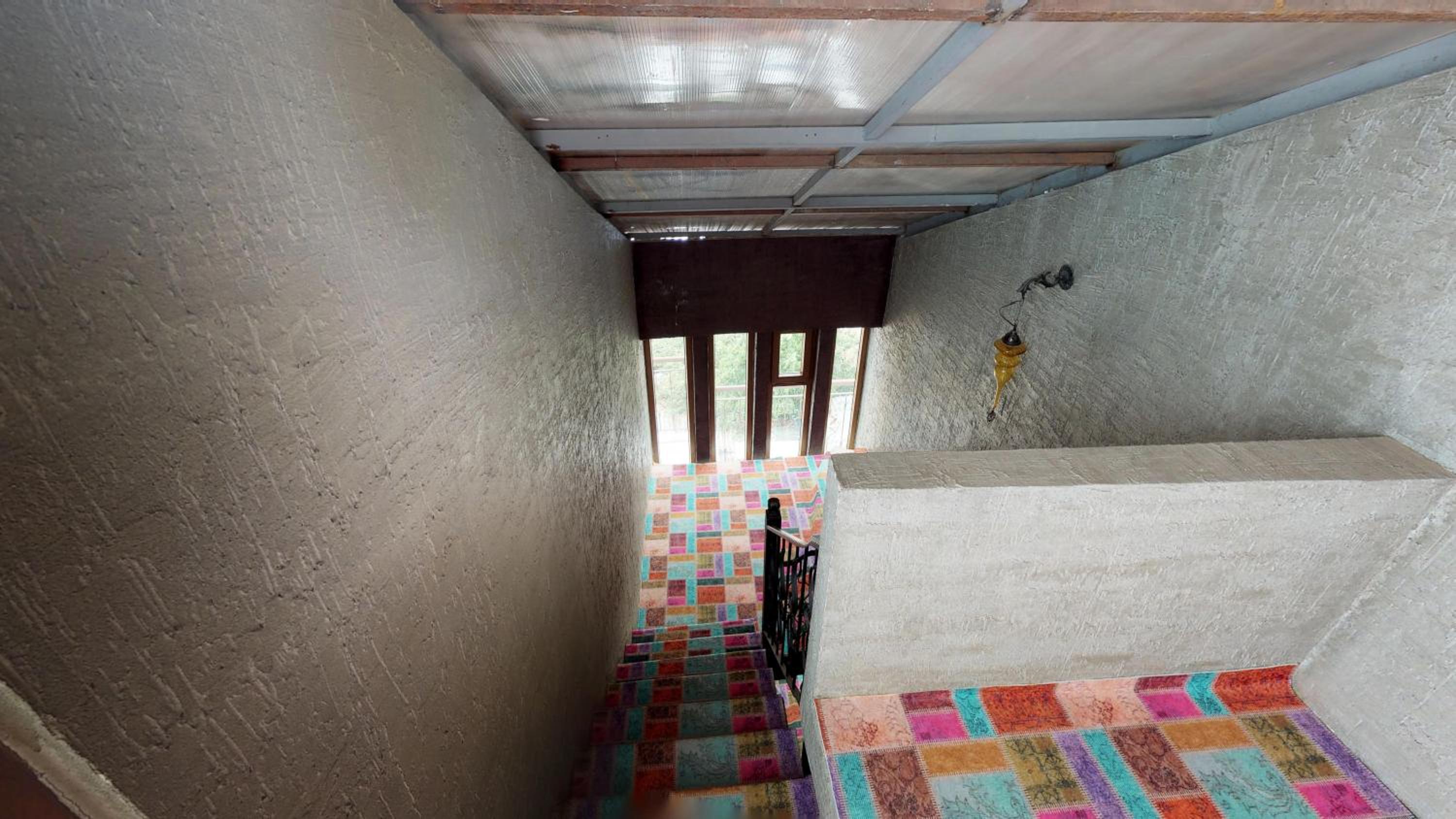 Patron Hotel - Image 13