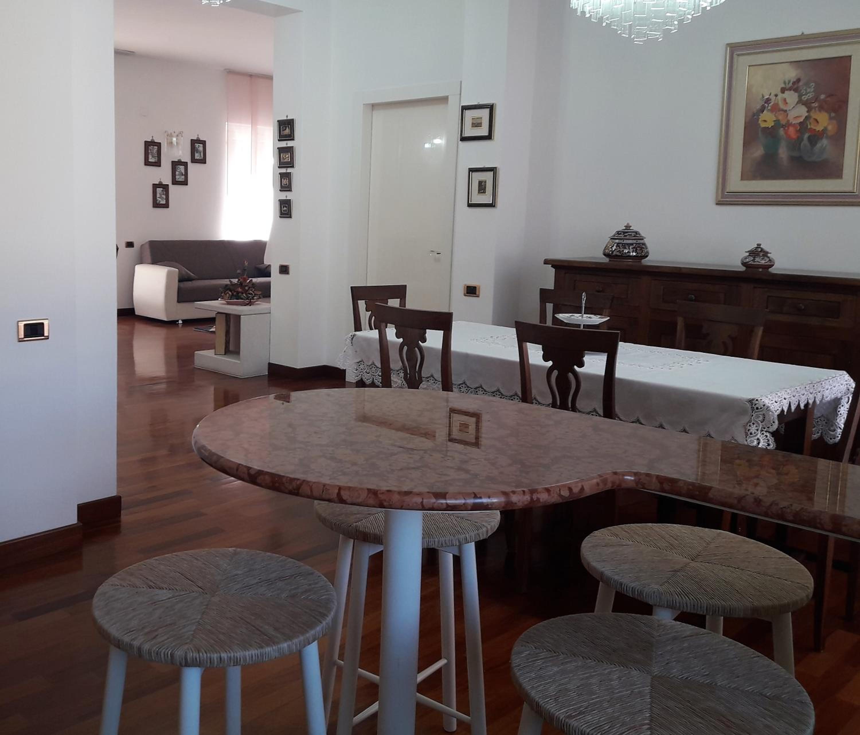 Villa Claudia indipendente con piscina ad uso esclusivo view 3