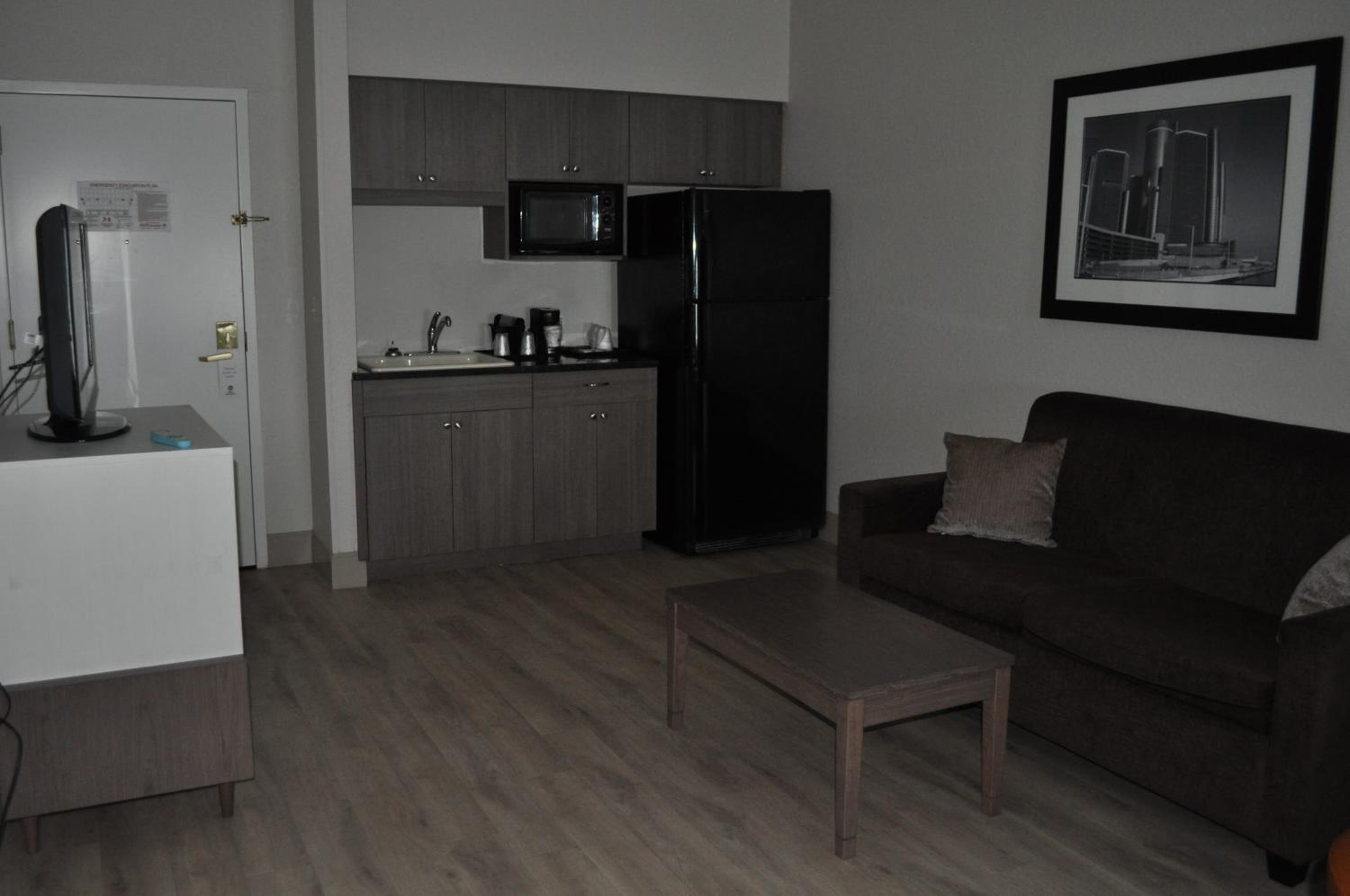 Best Western Heritage Inn and Suites - Property Image 1