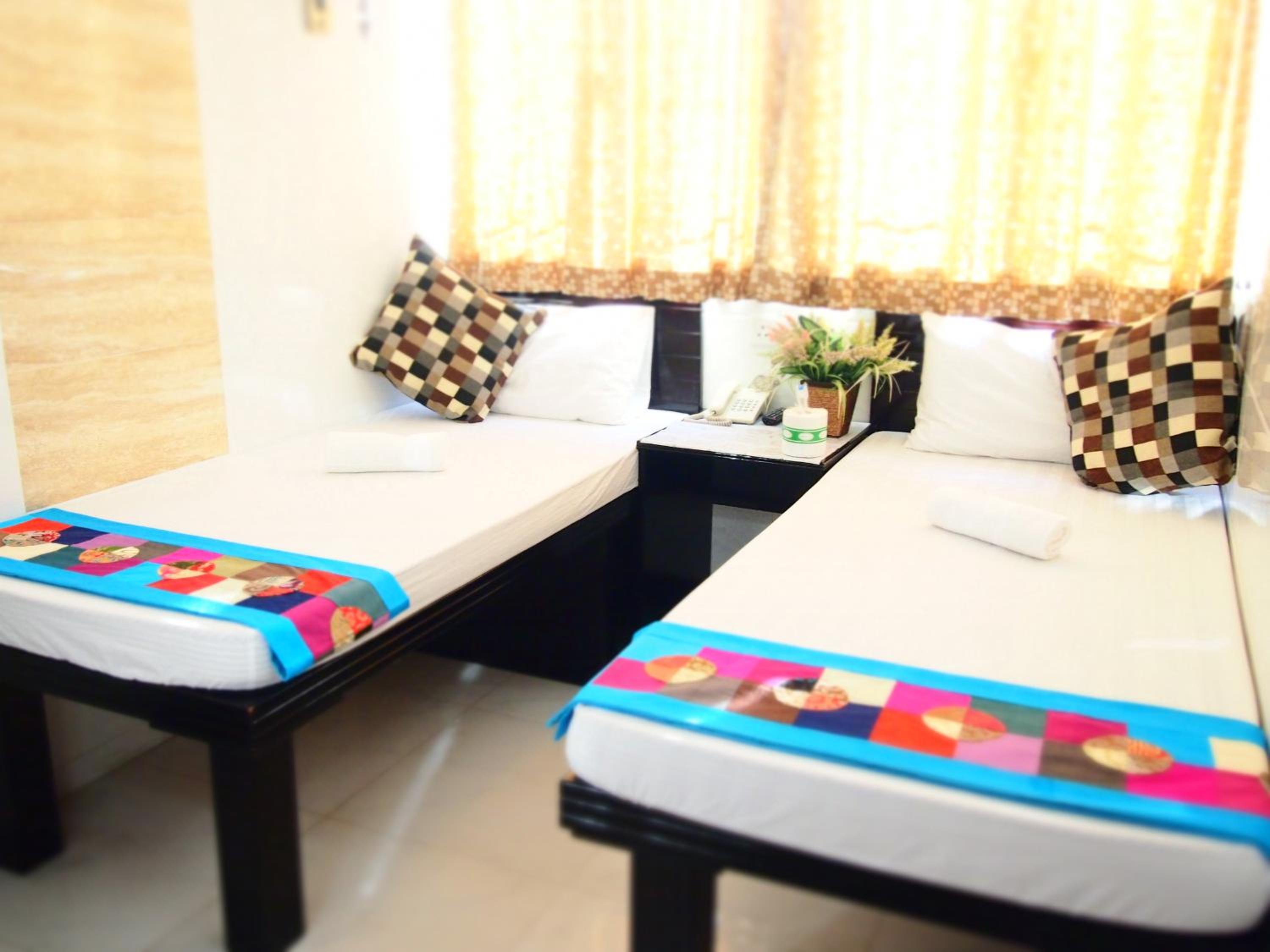 Traveller's Hostel