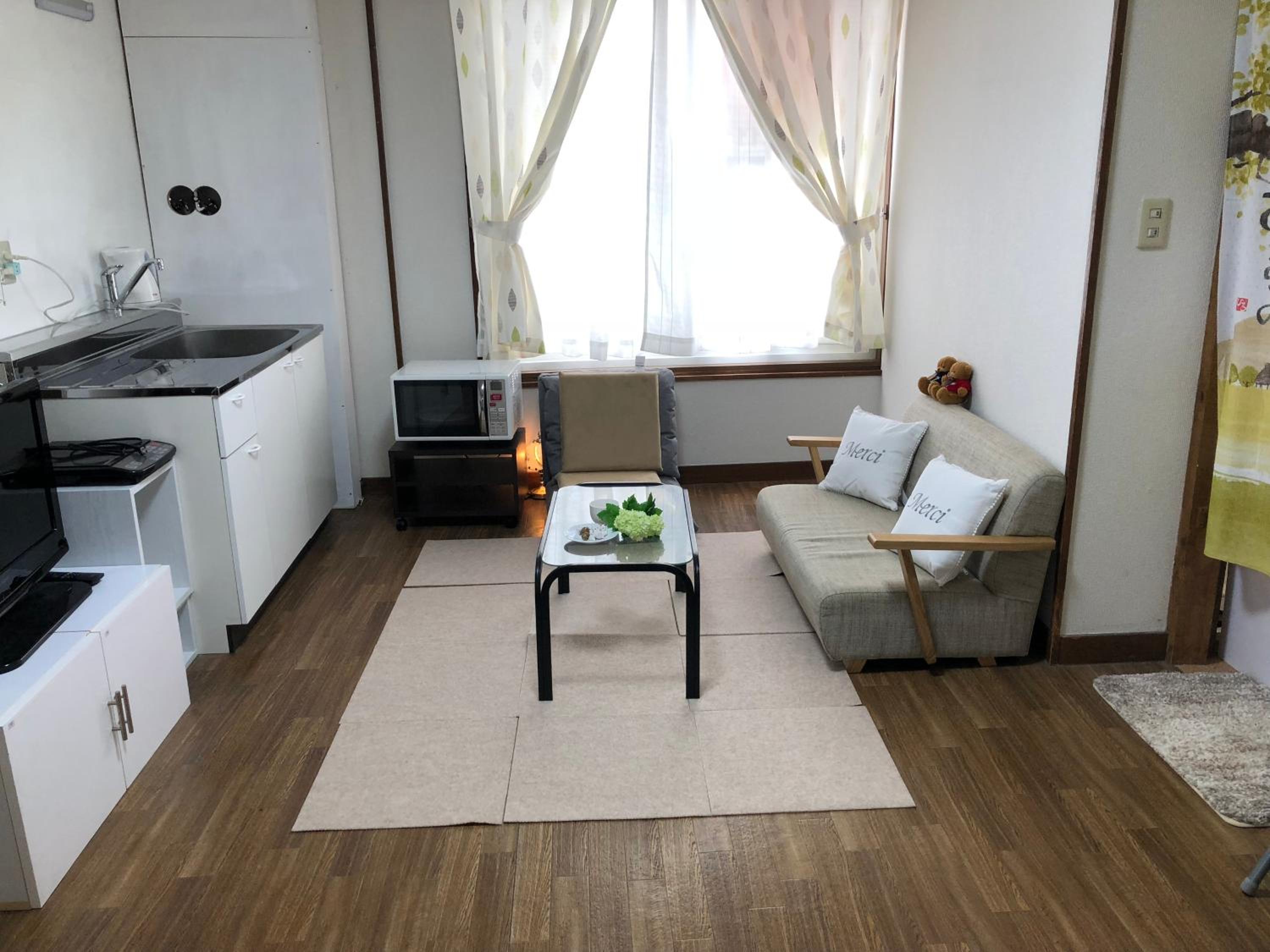 Happy Apartment