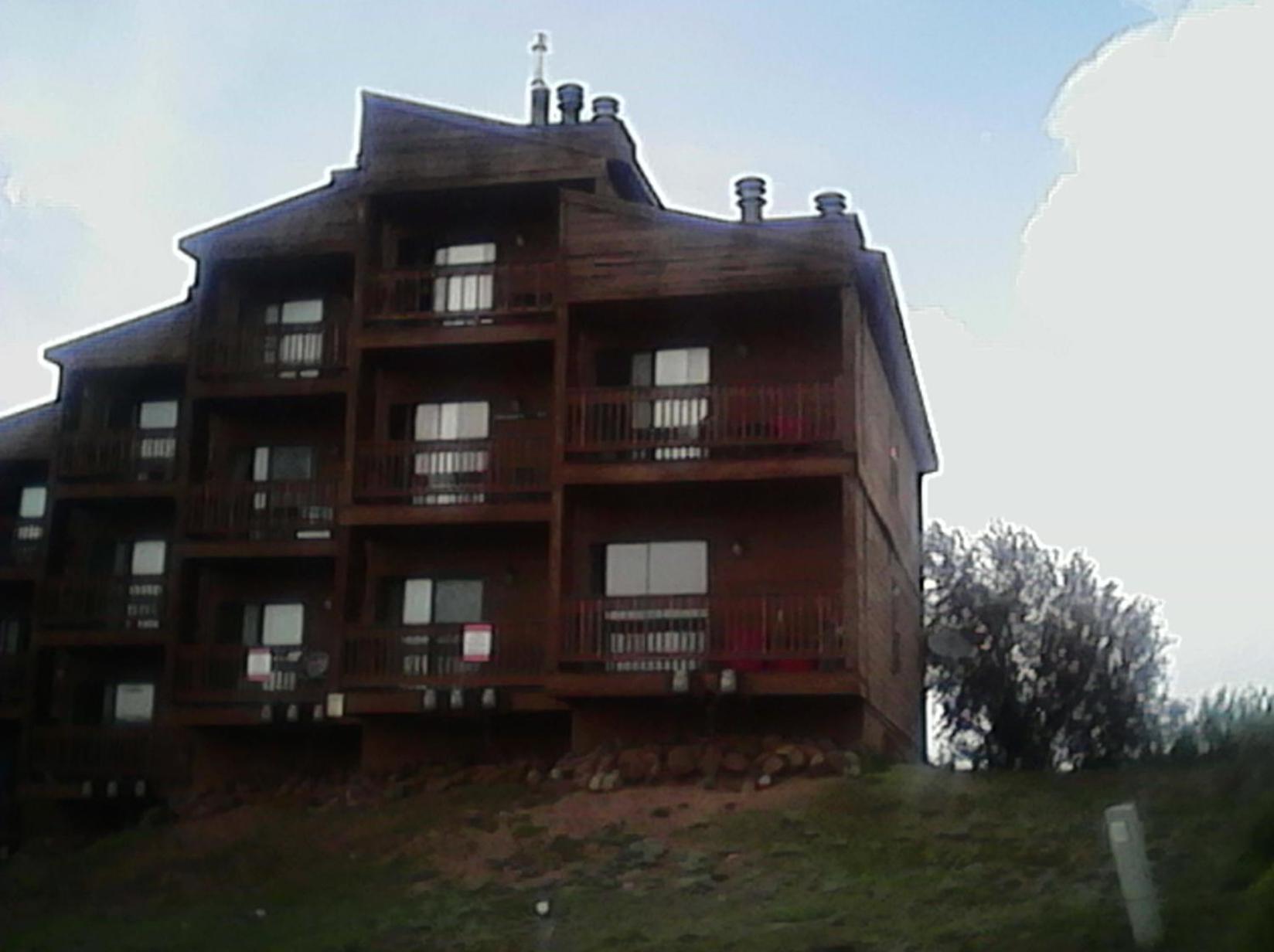 Photo 33