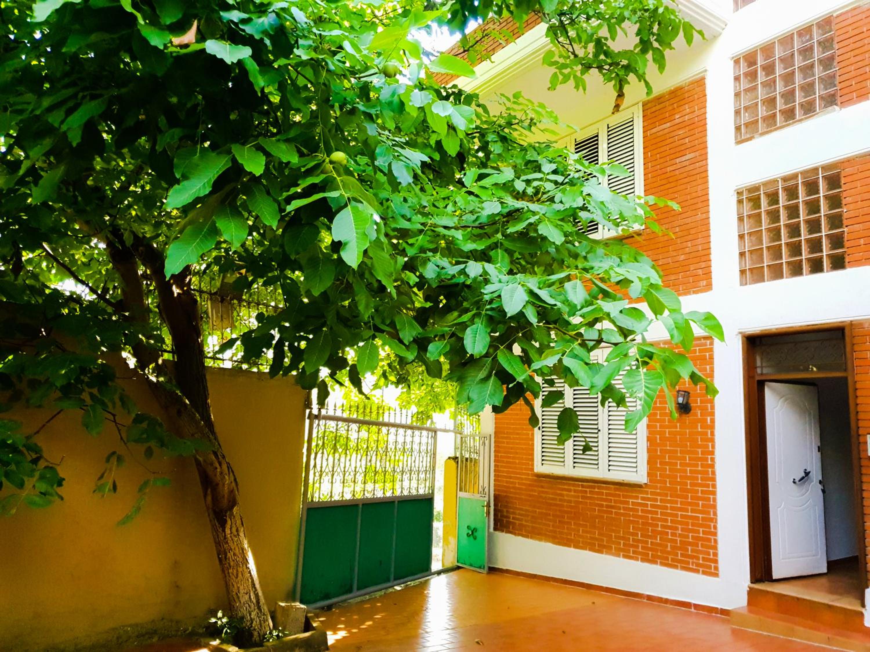 Lux Apartments