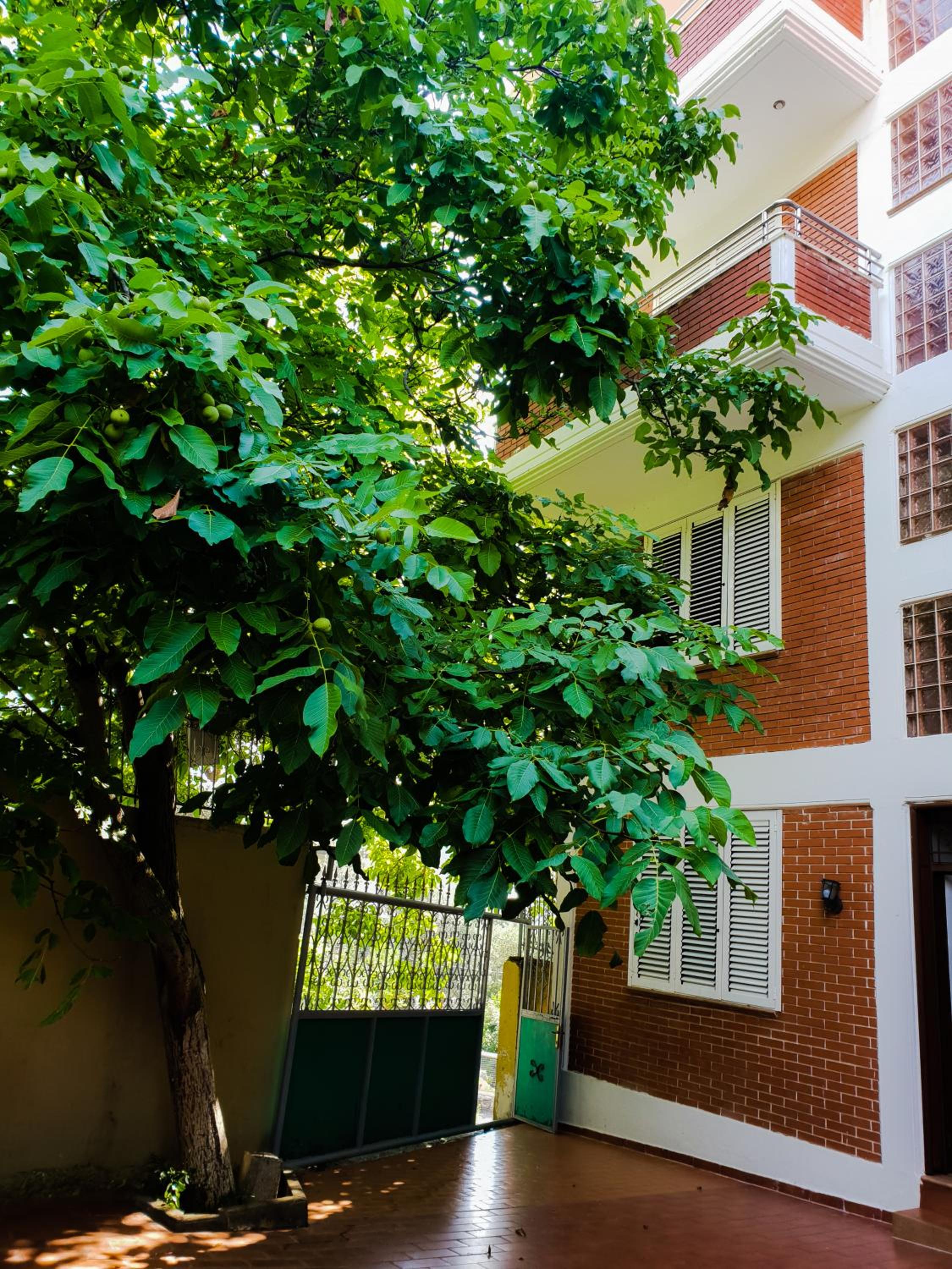 Lux Apartments