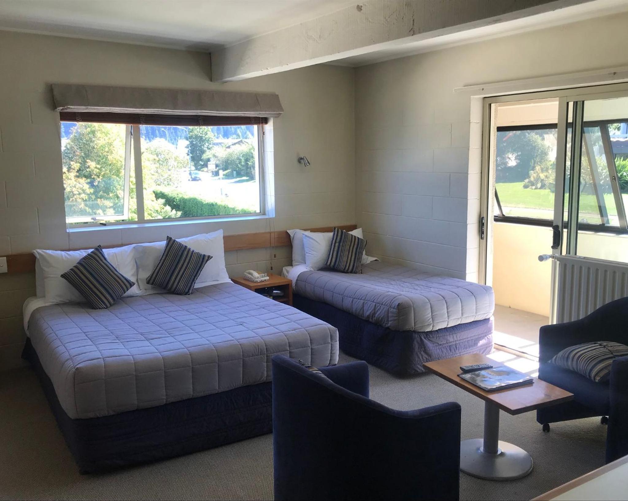 Earnslaw Lodge view 2