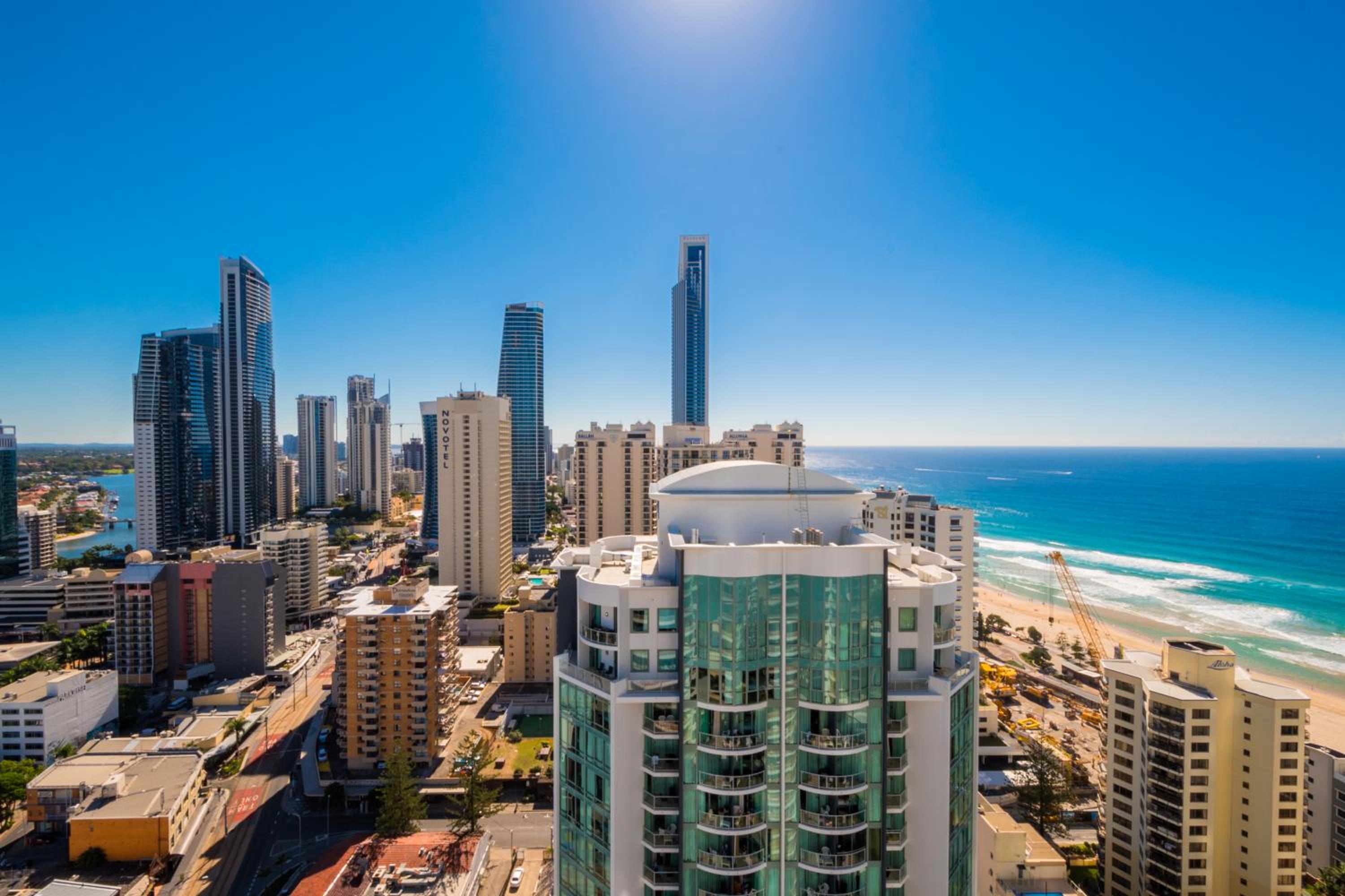 Aegean Apartments Surfers Paradise