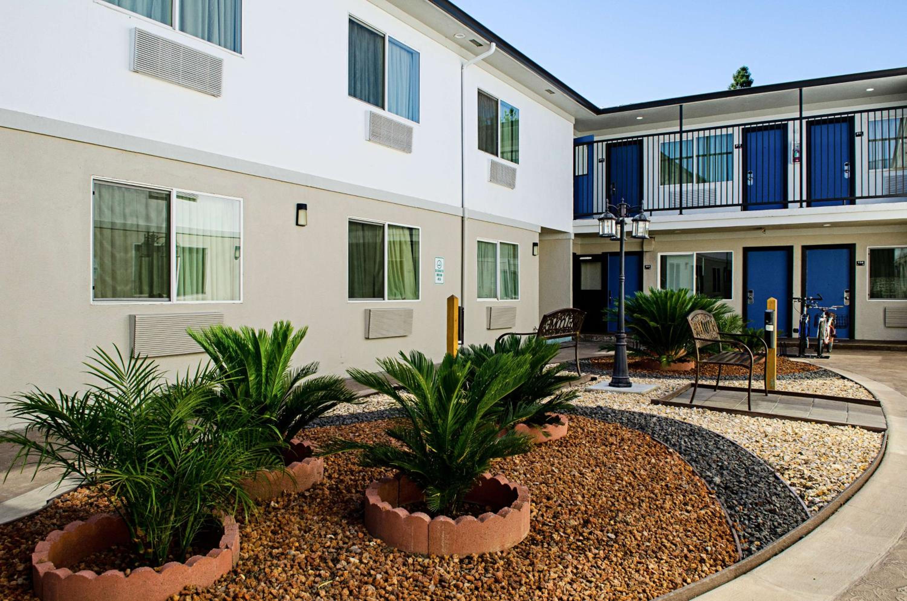 Modesto Vacations - Motel 6-Modesto, CA - Downtown - Property Image 27