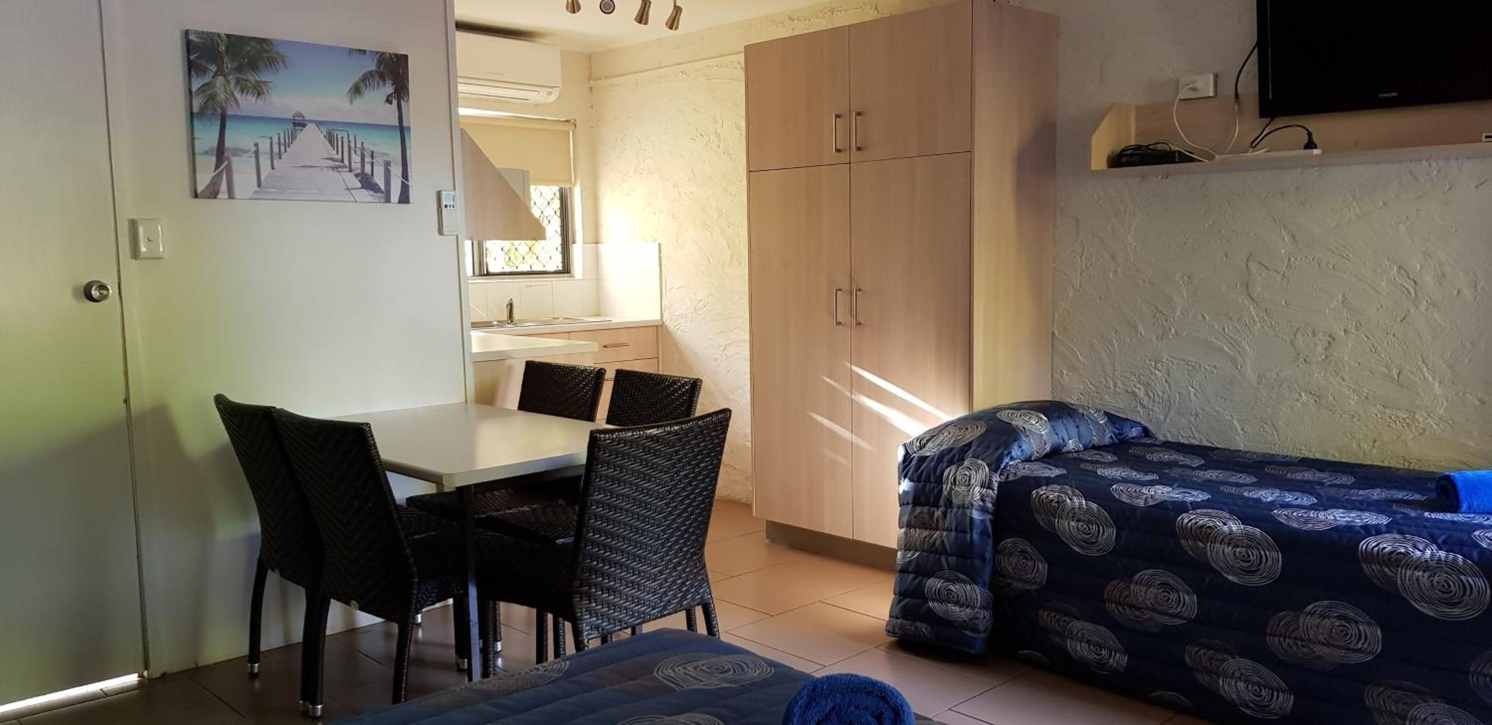 Mango Tree Motel - Property Image 18