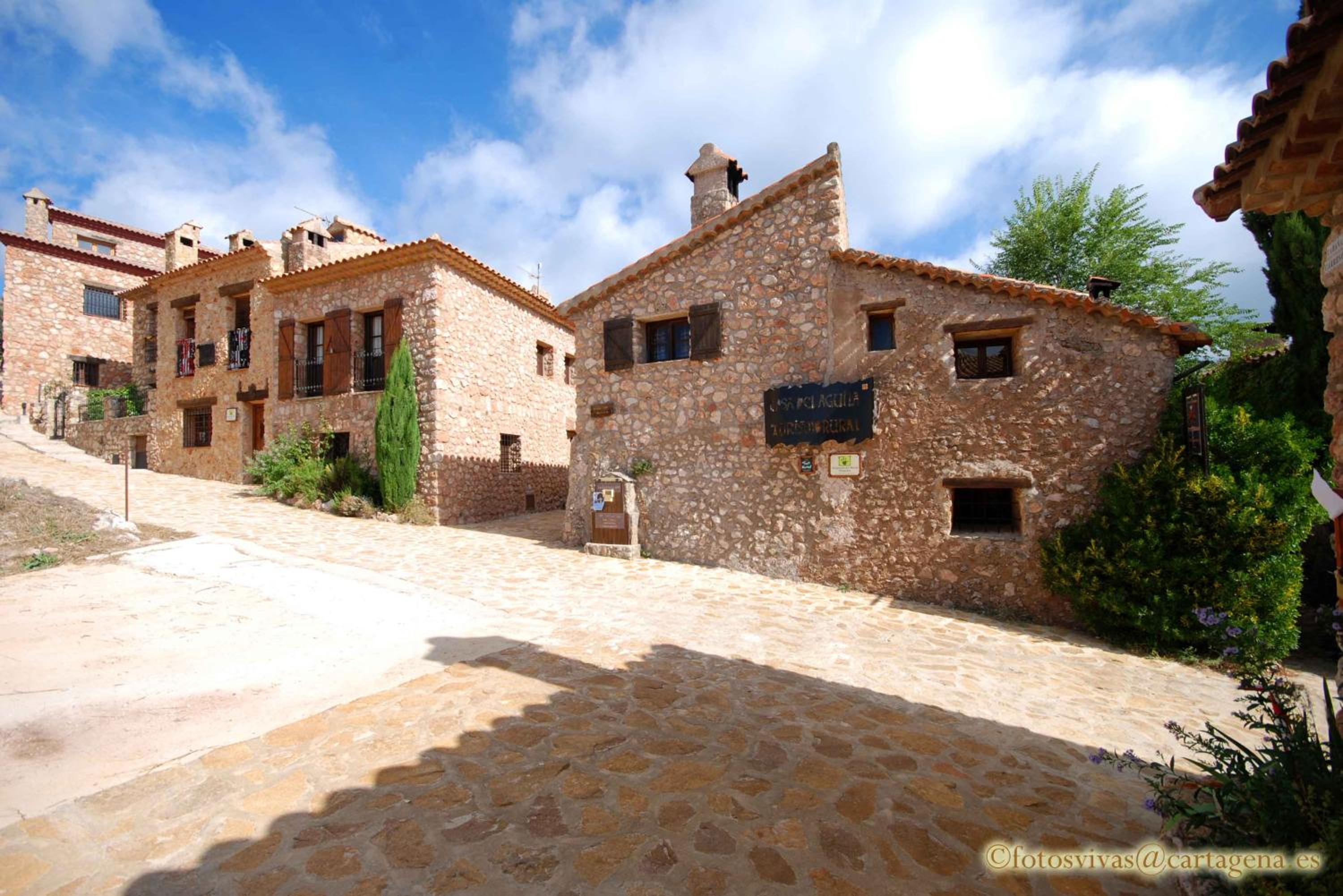 Casa del Águila Dorada view 3