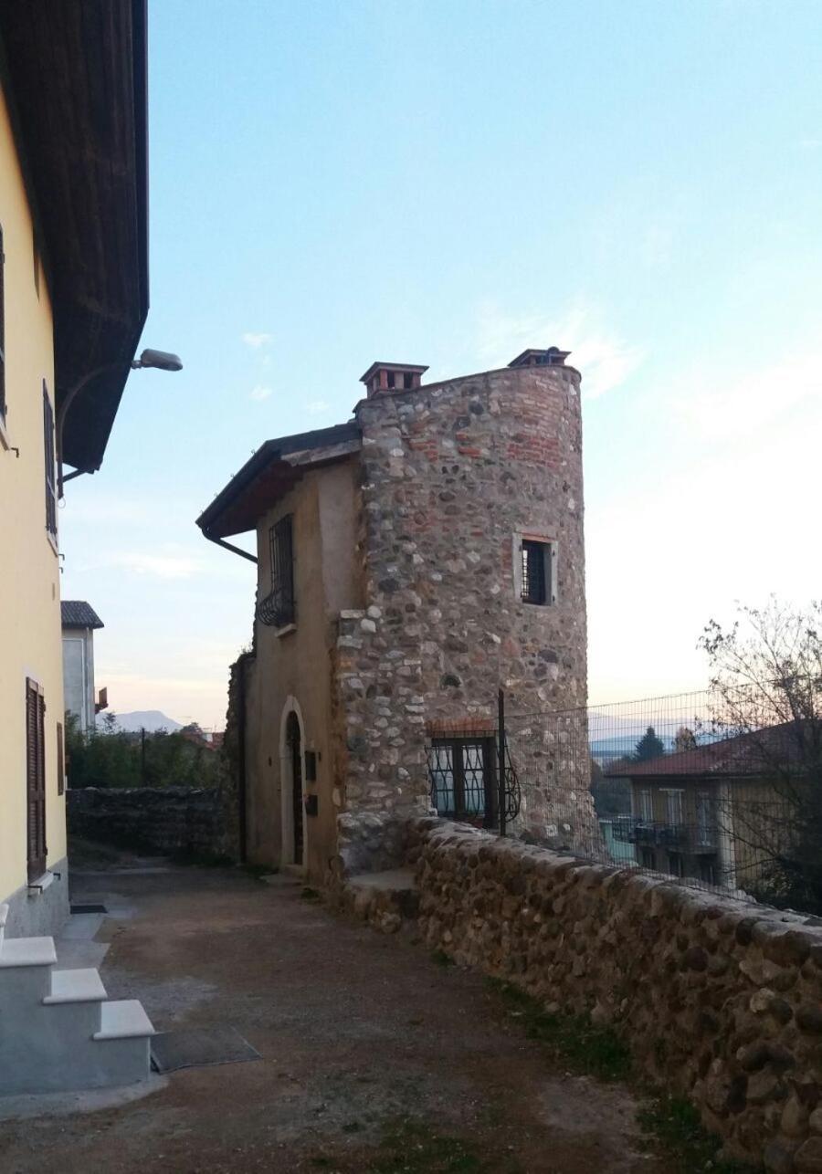 Photo 42