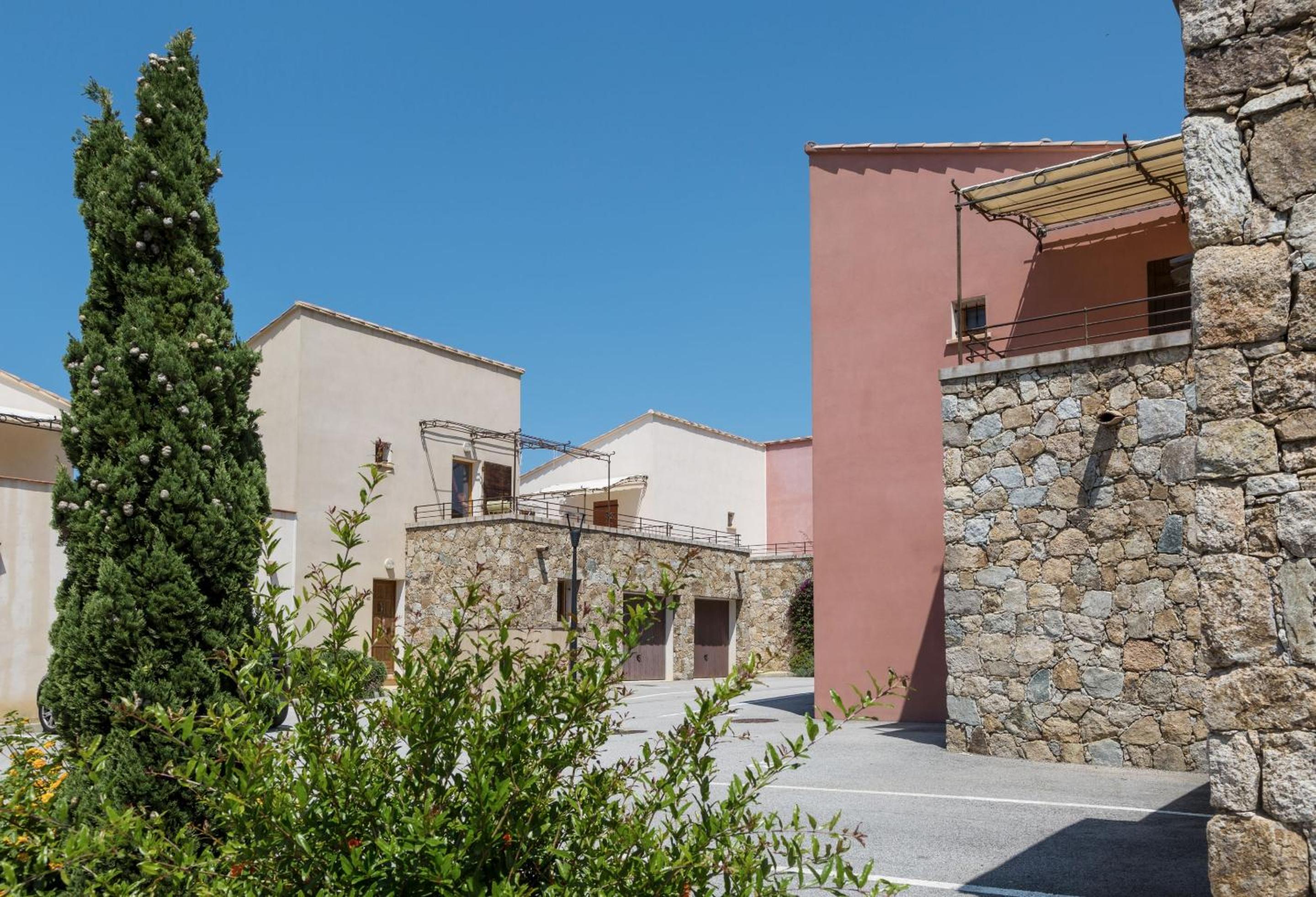 Hotel Résidence Odalys Les Hameaux de Capra Scorsa - Image 1