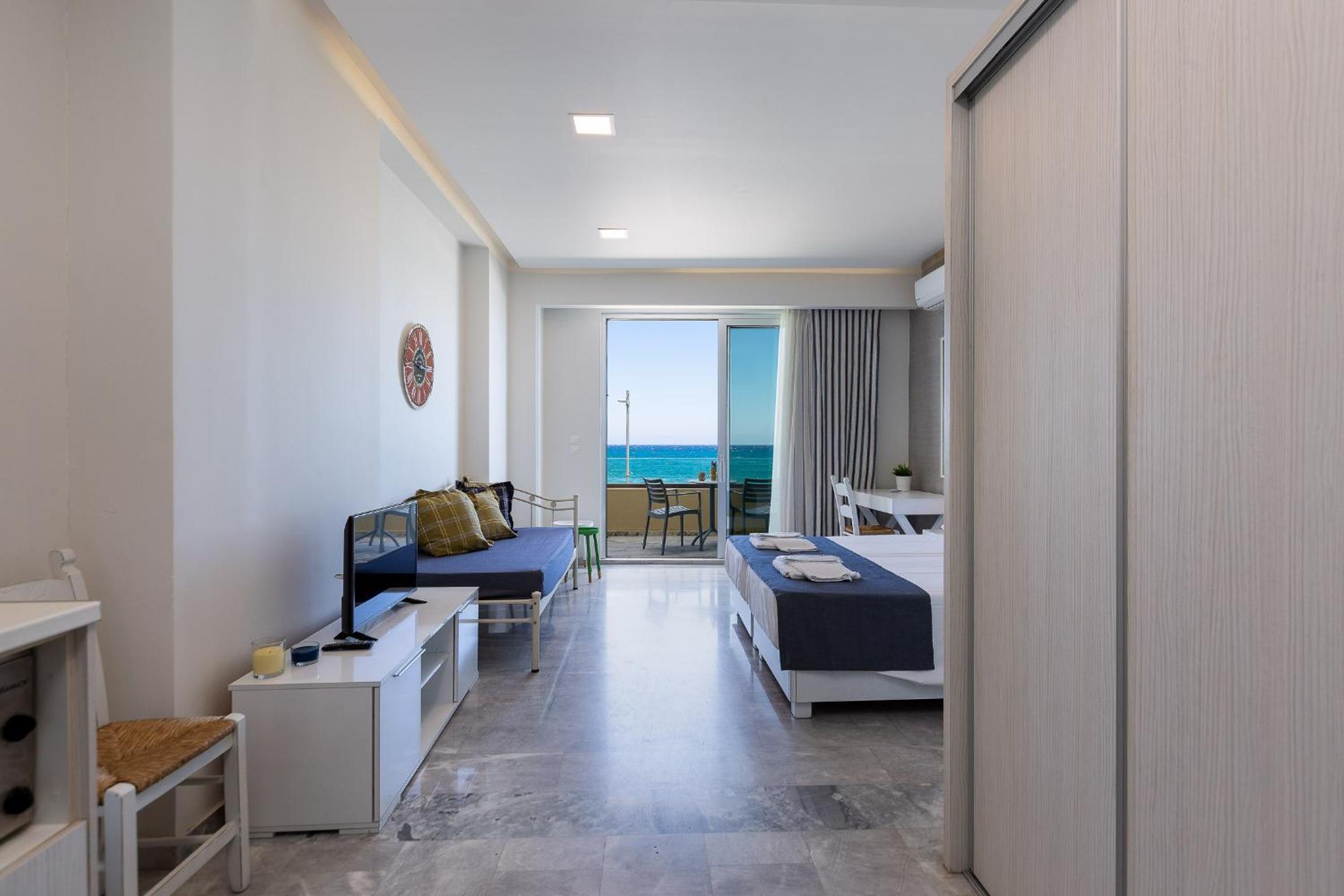 Meltemi Coast Suites