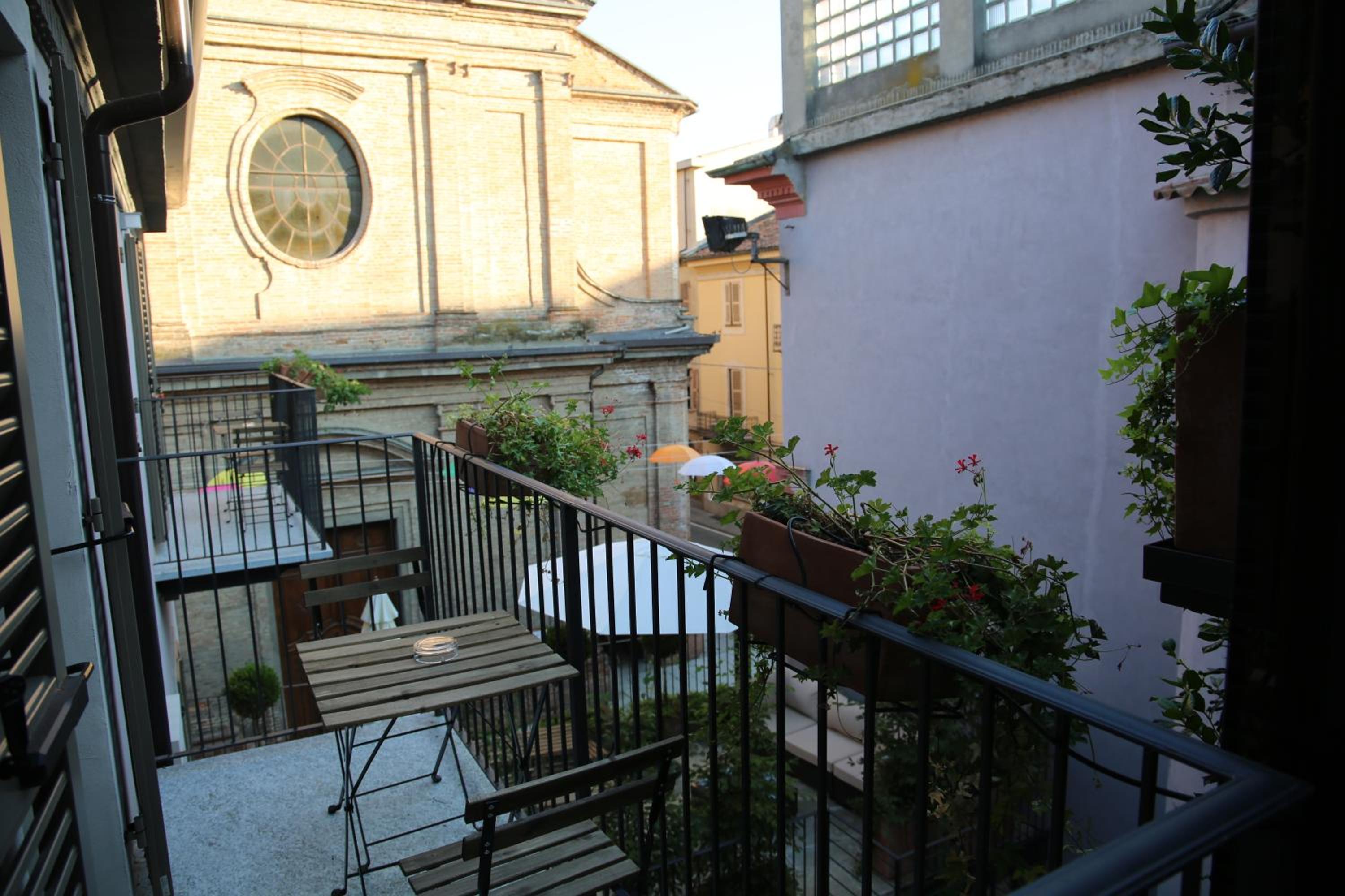 La Canonica - charming self-catering apartments in Nizza Monferrato