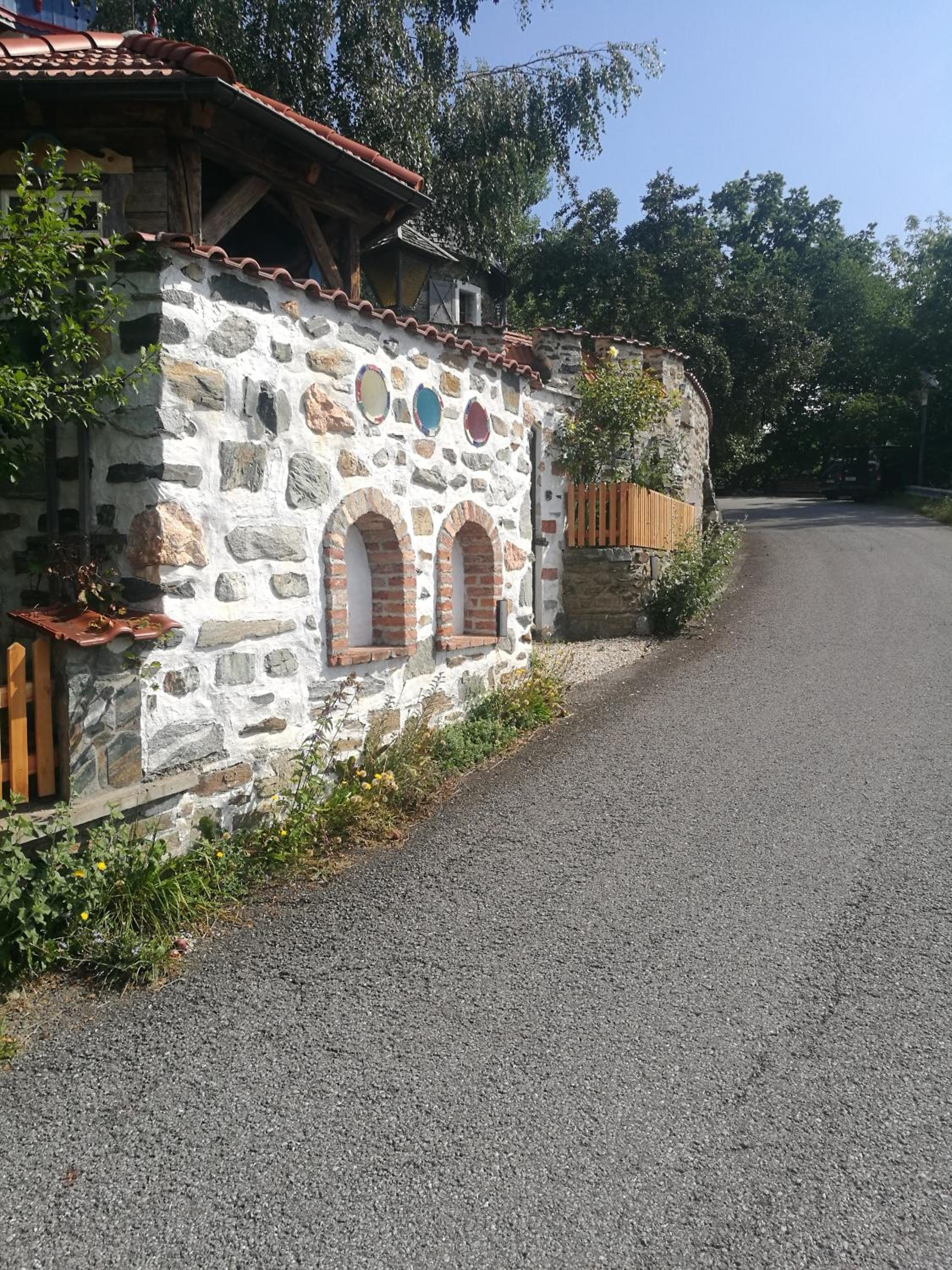Photo 46