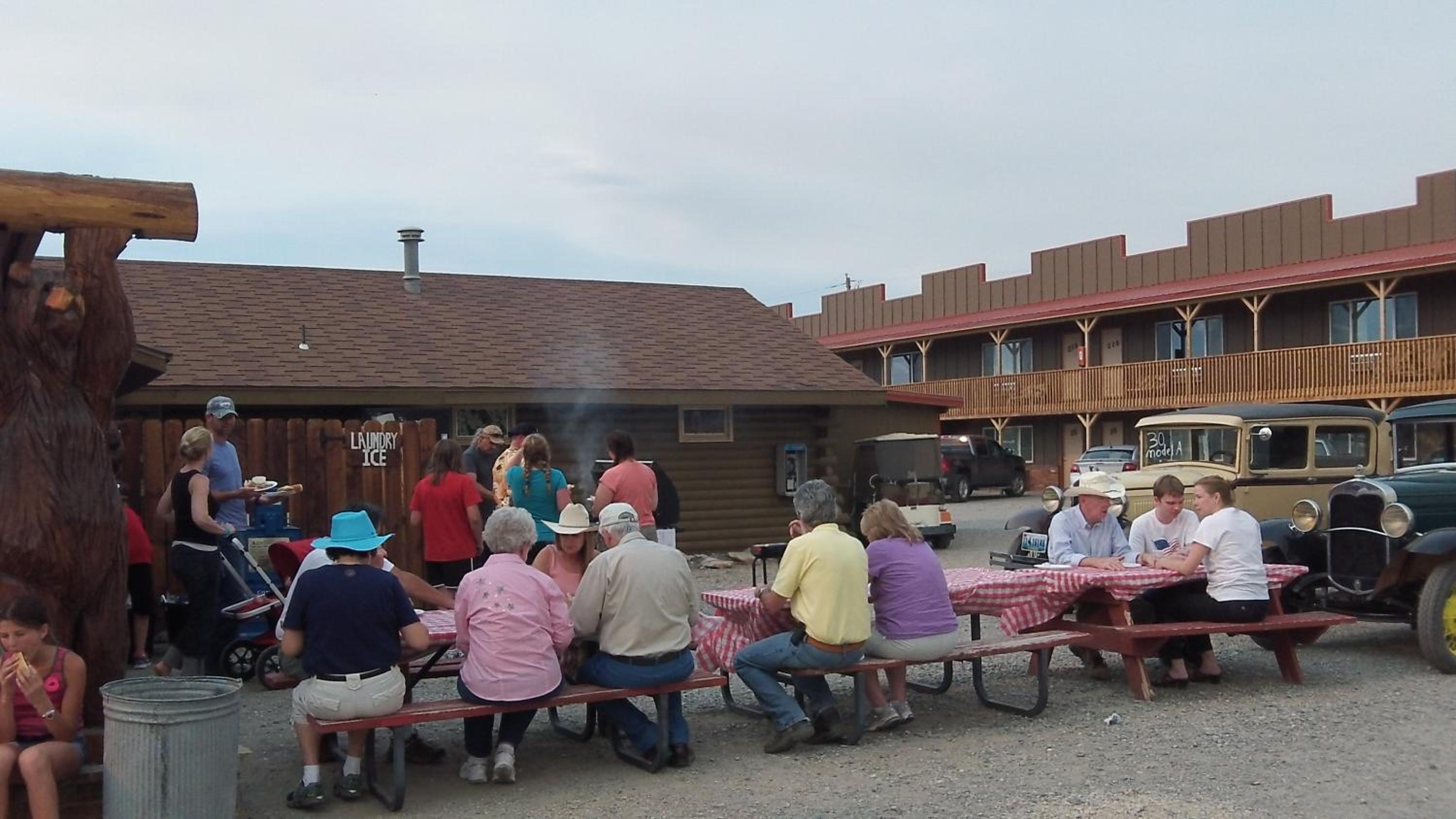 Big Bear Motel
