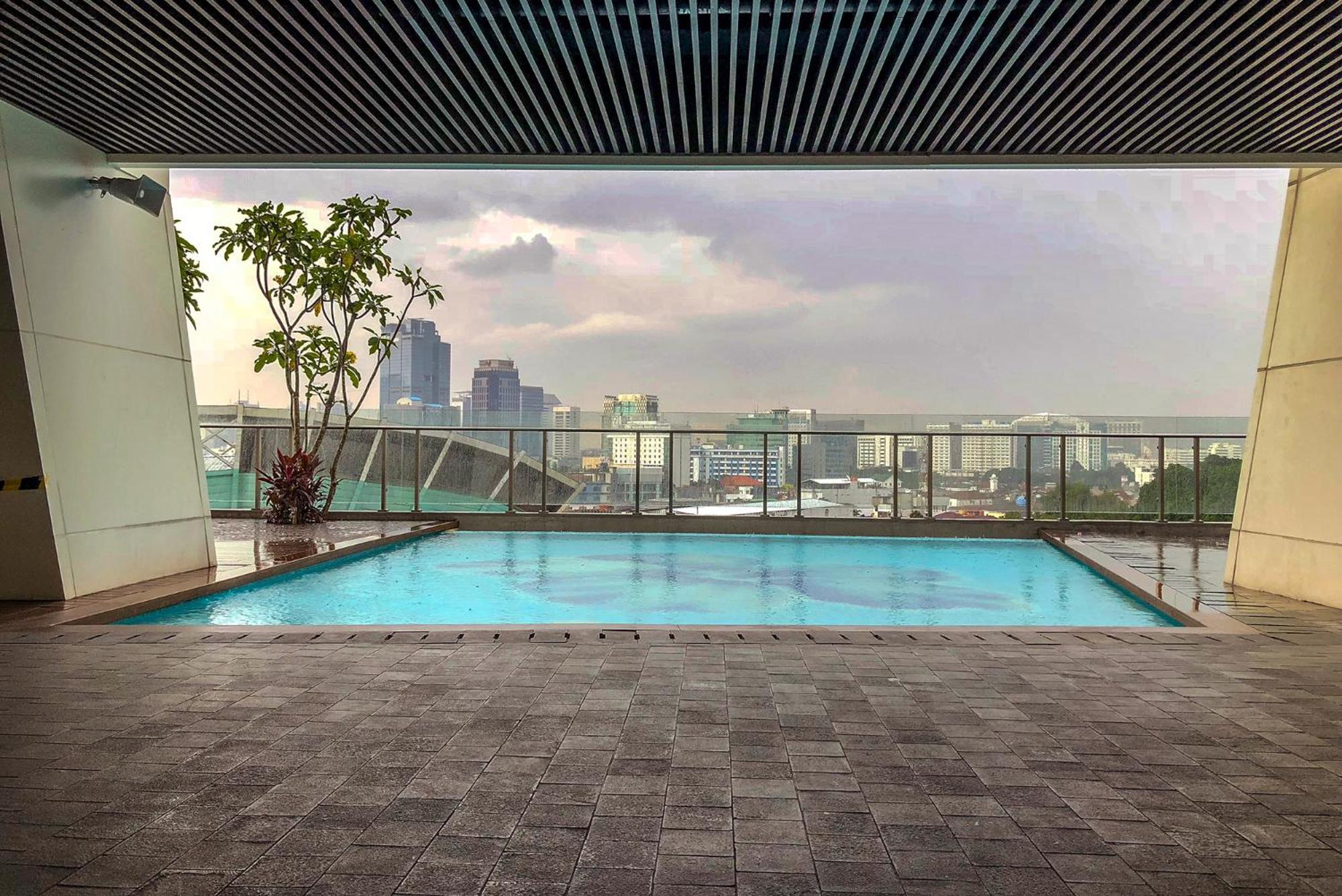 Elegant Studio Apartment @ Menteng Park By Travelio