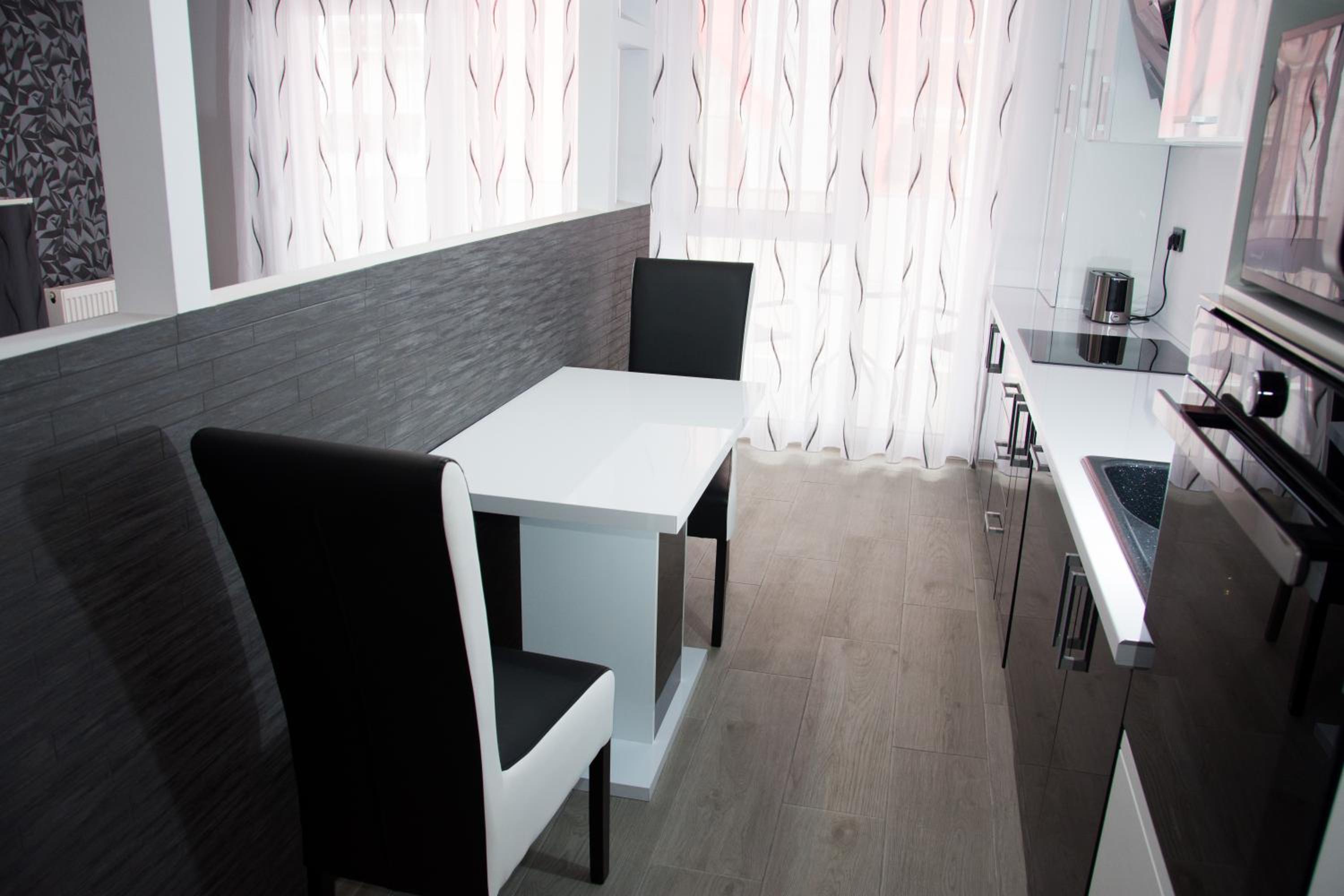 Modern minimalist apartment in Oradea view 5