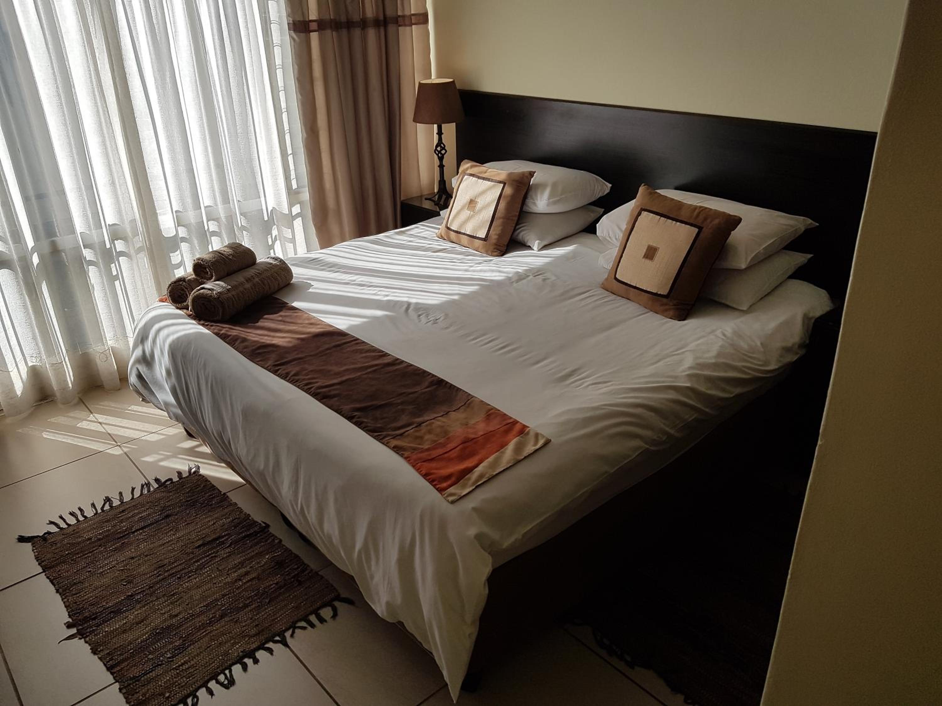 360 Eastwoods Guesthouse