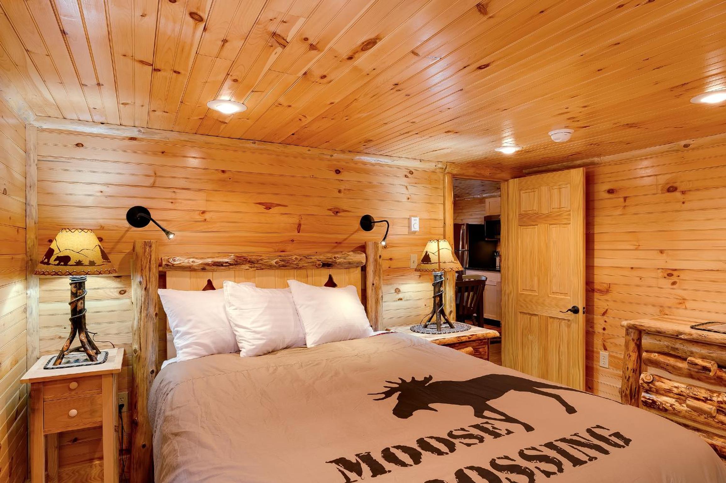 Cobble Mountain Lodge