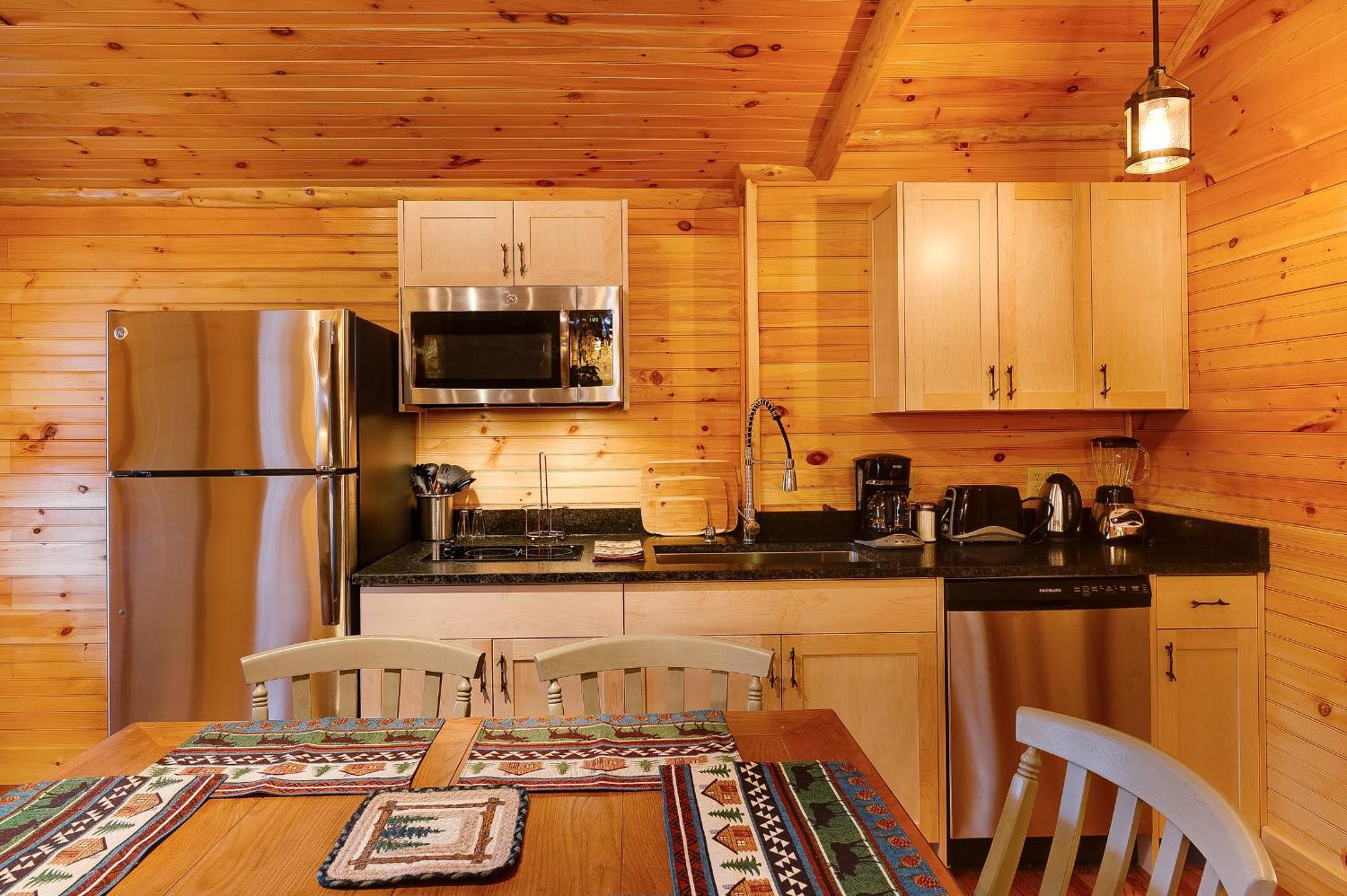 Cobble Mountain Lodge