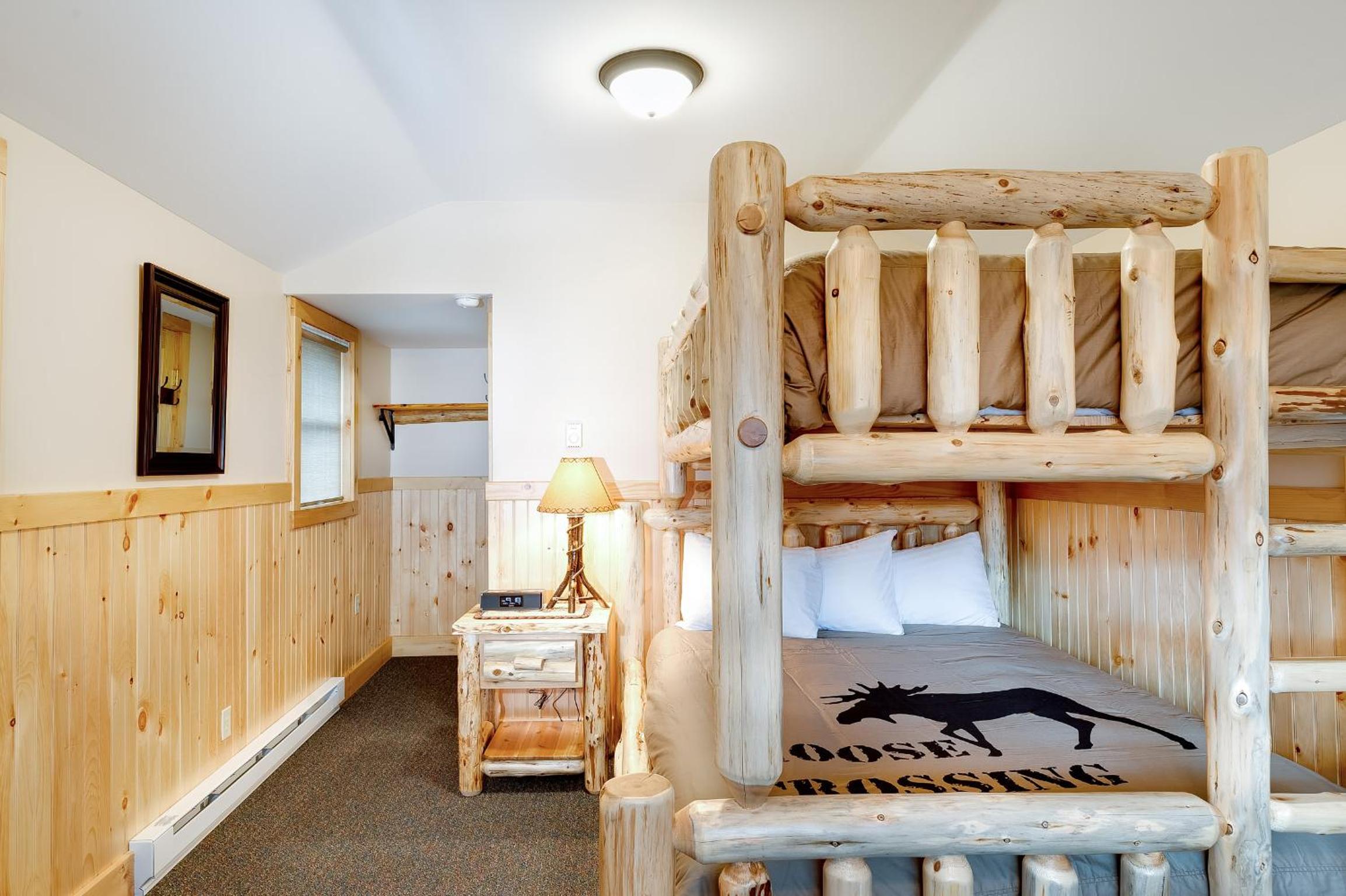 Cobble Mountain Lodge