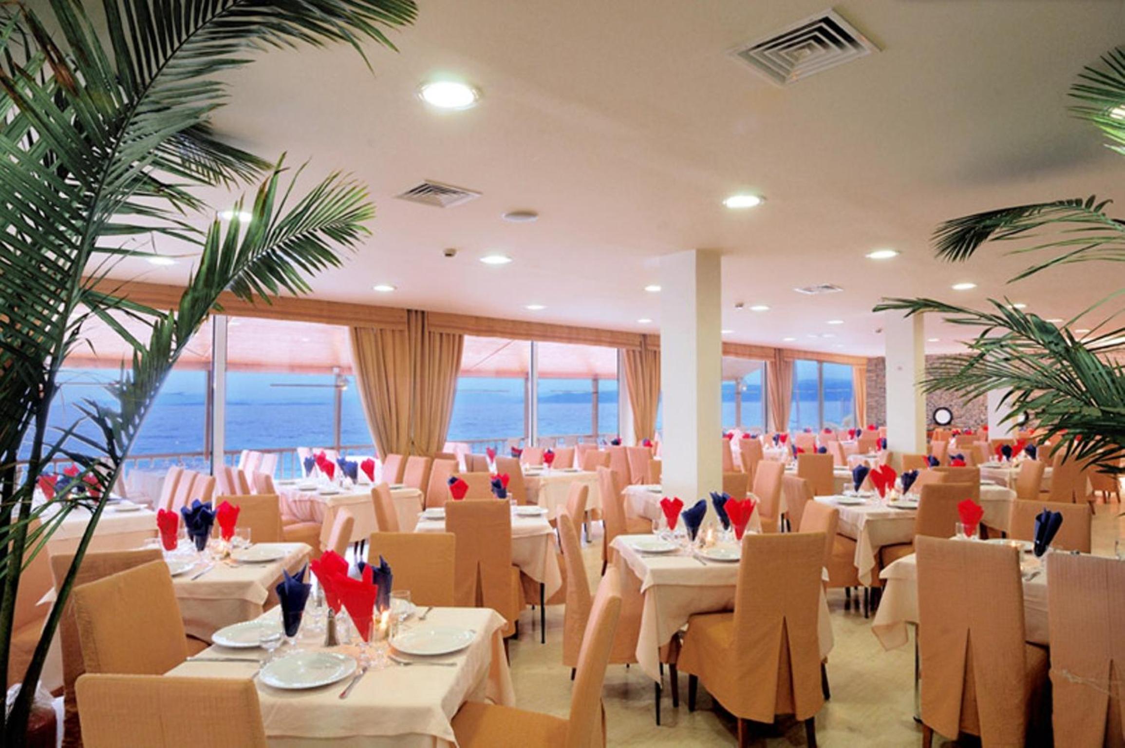 Comer Kinetta Beach