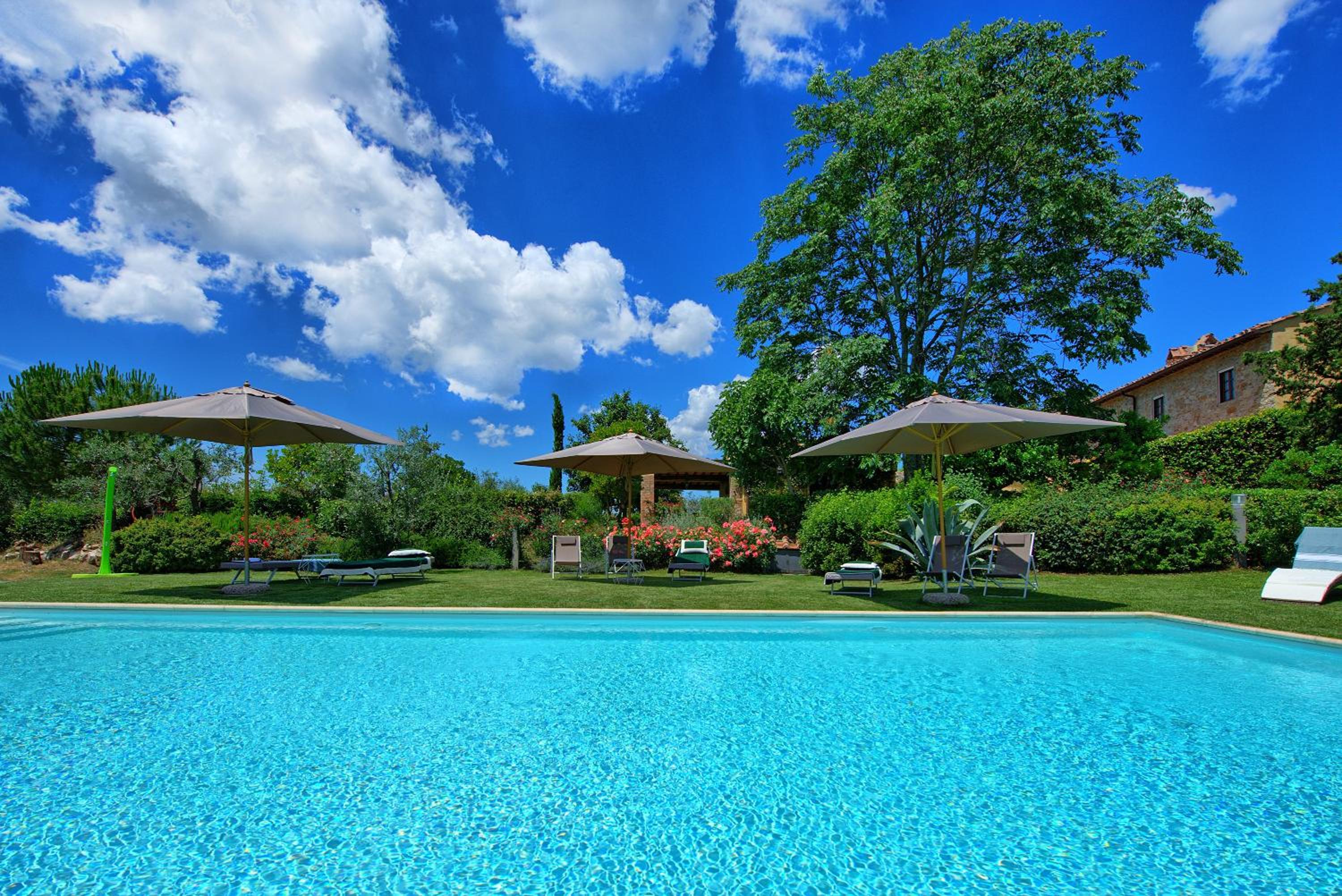 Villa Sonia by PosarelliVillas