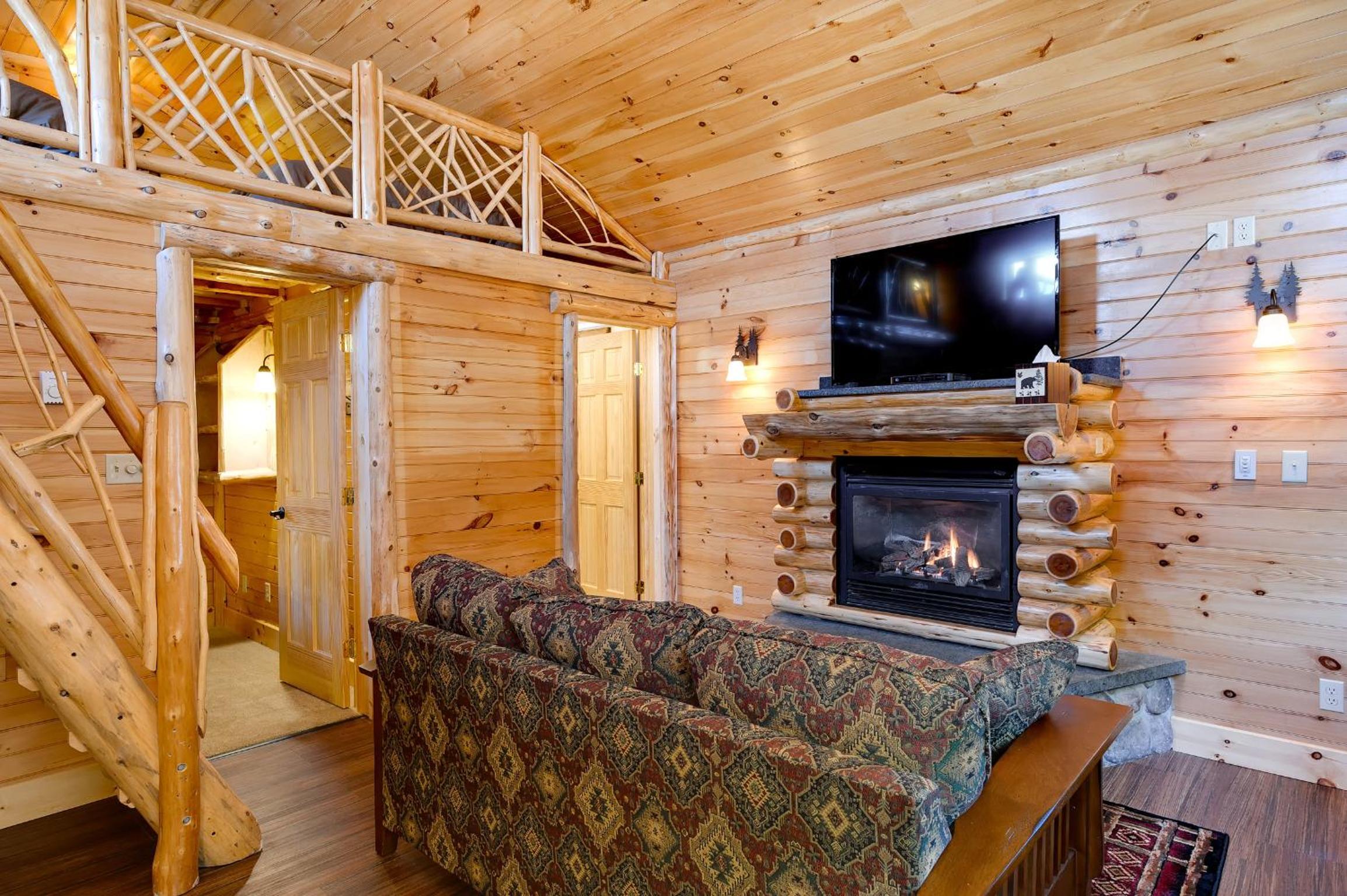 Cobble Mountain Lodge