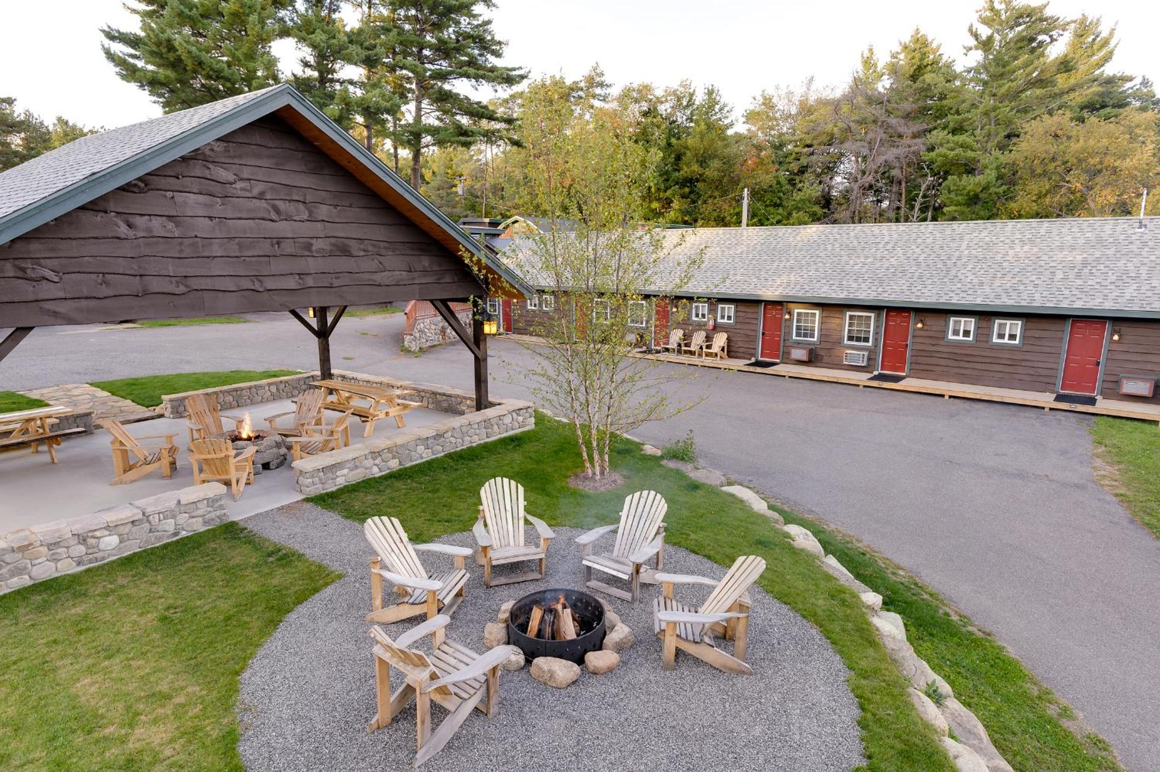Cobble Mountain Lodge