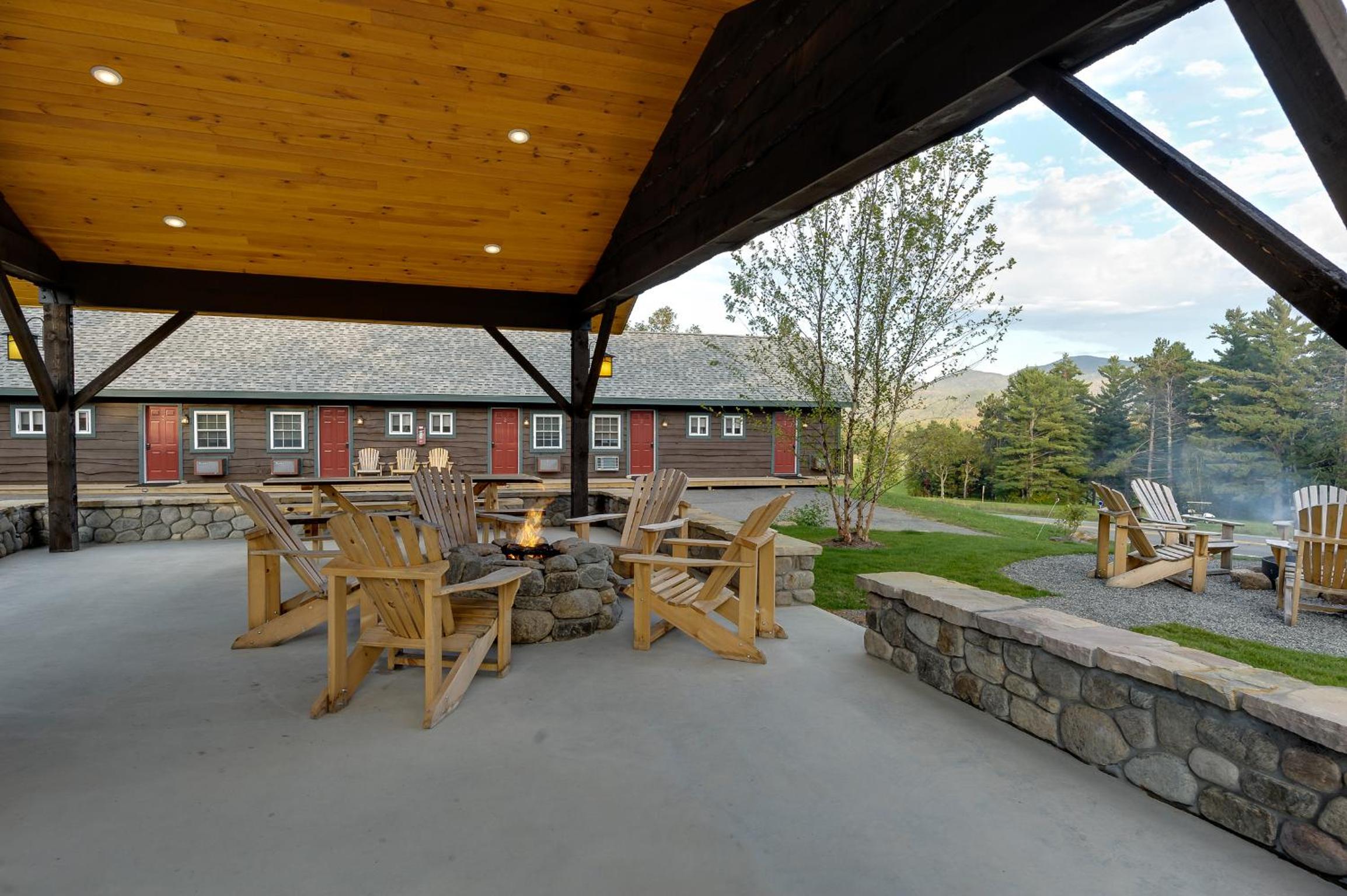 Cobble Mountain Lodge