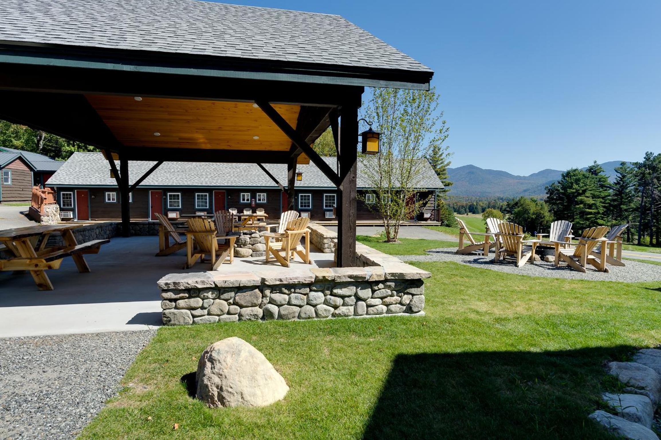 Cobble Mountain Lodge