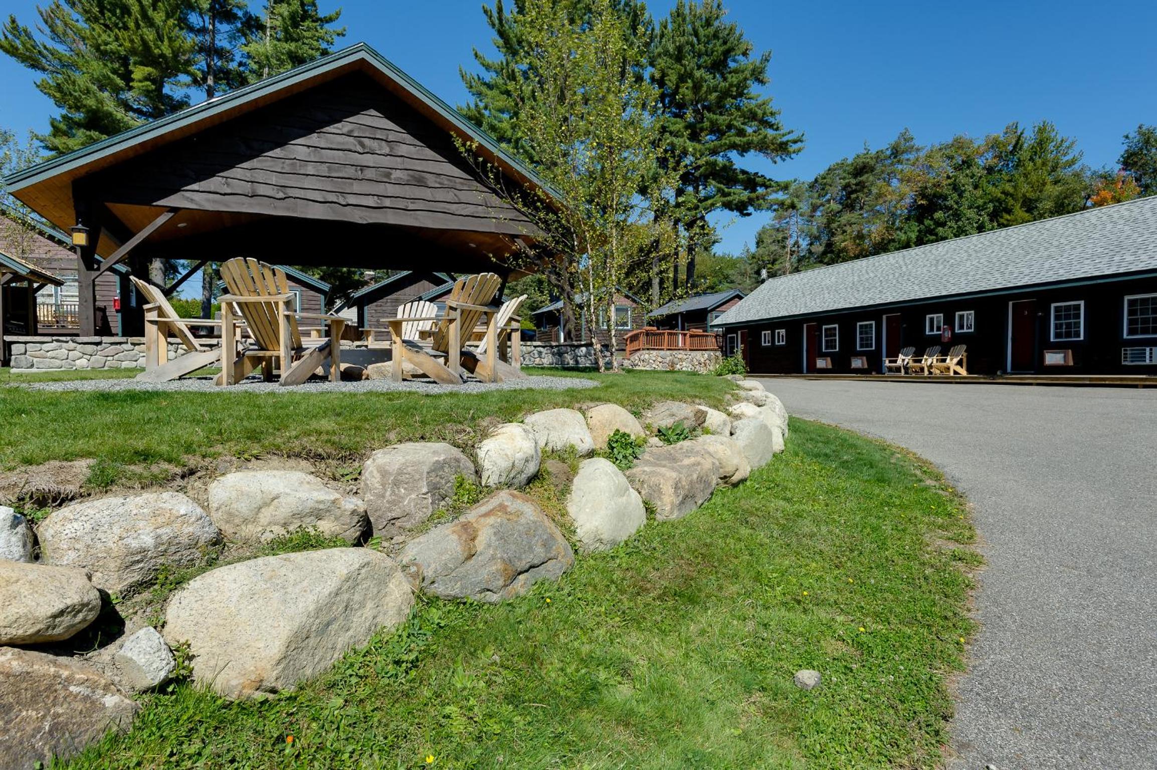 Cobble Mountain Lodge