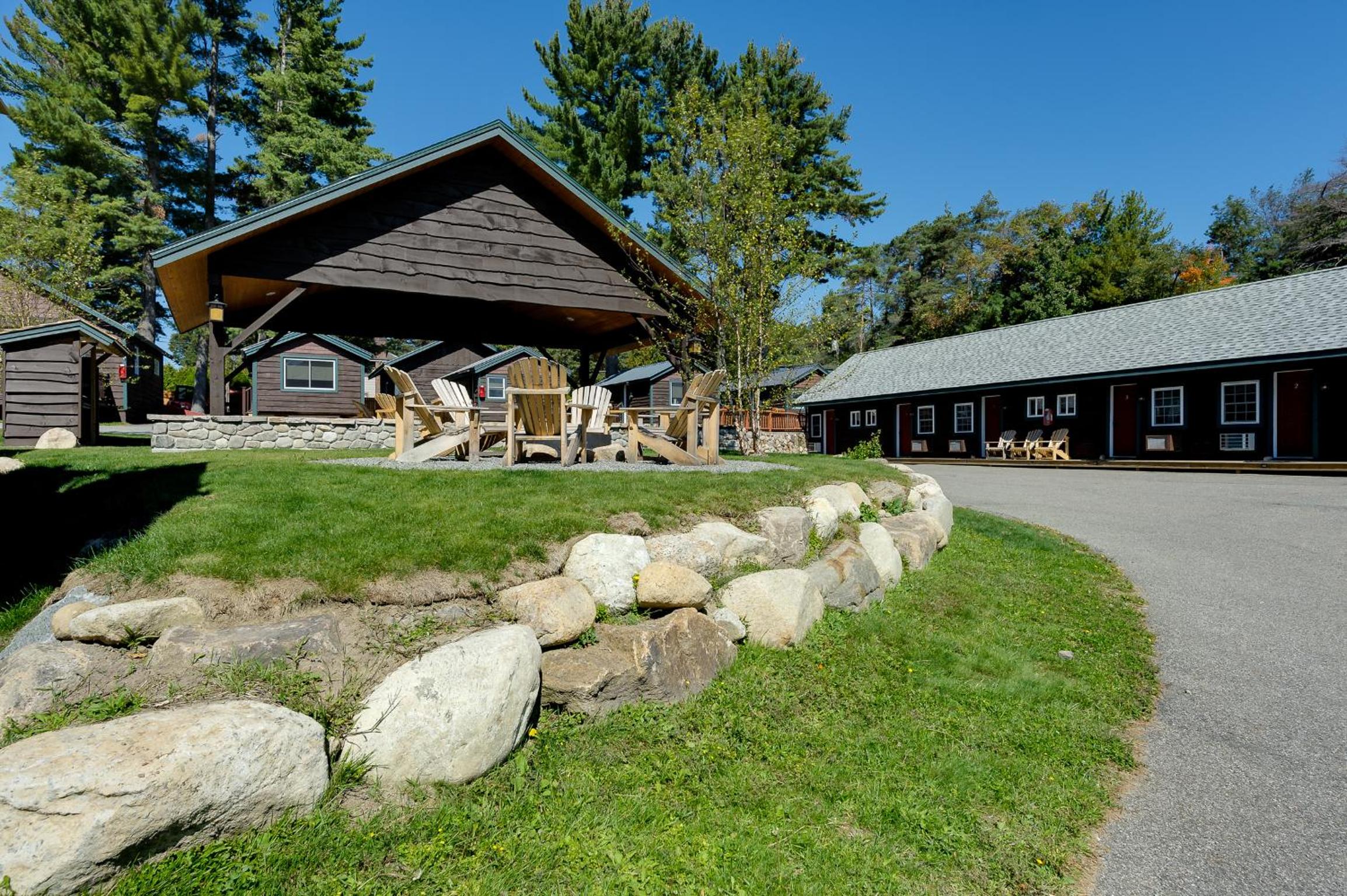 Cobble Mountain Lodge