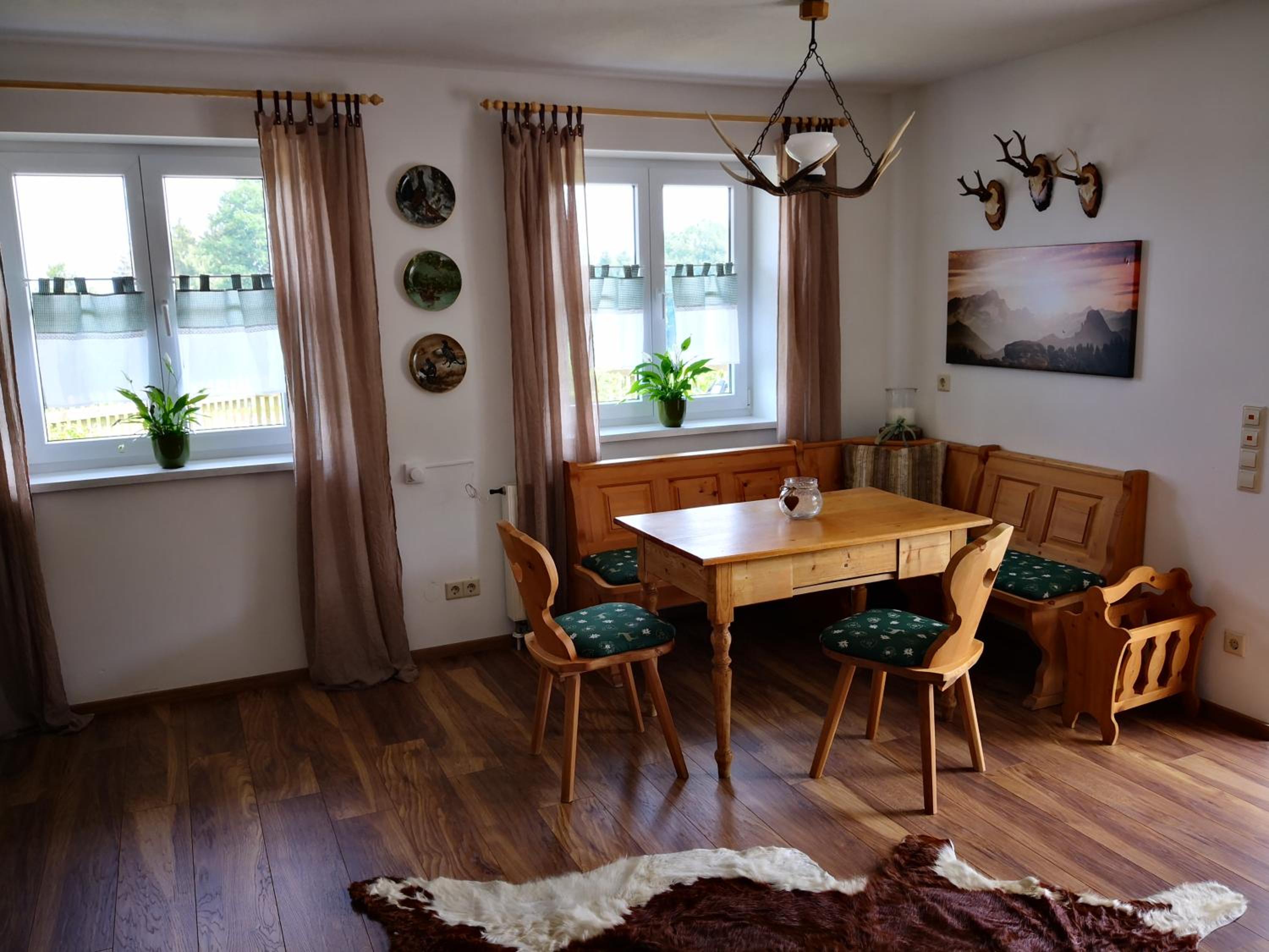 Jagerstuble - Property Image 2