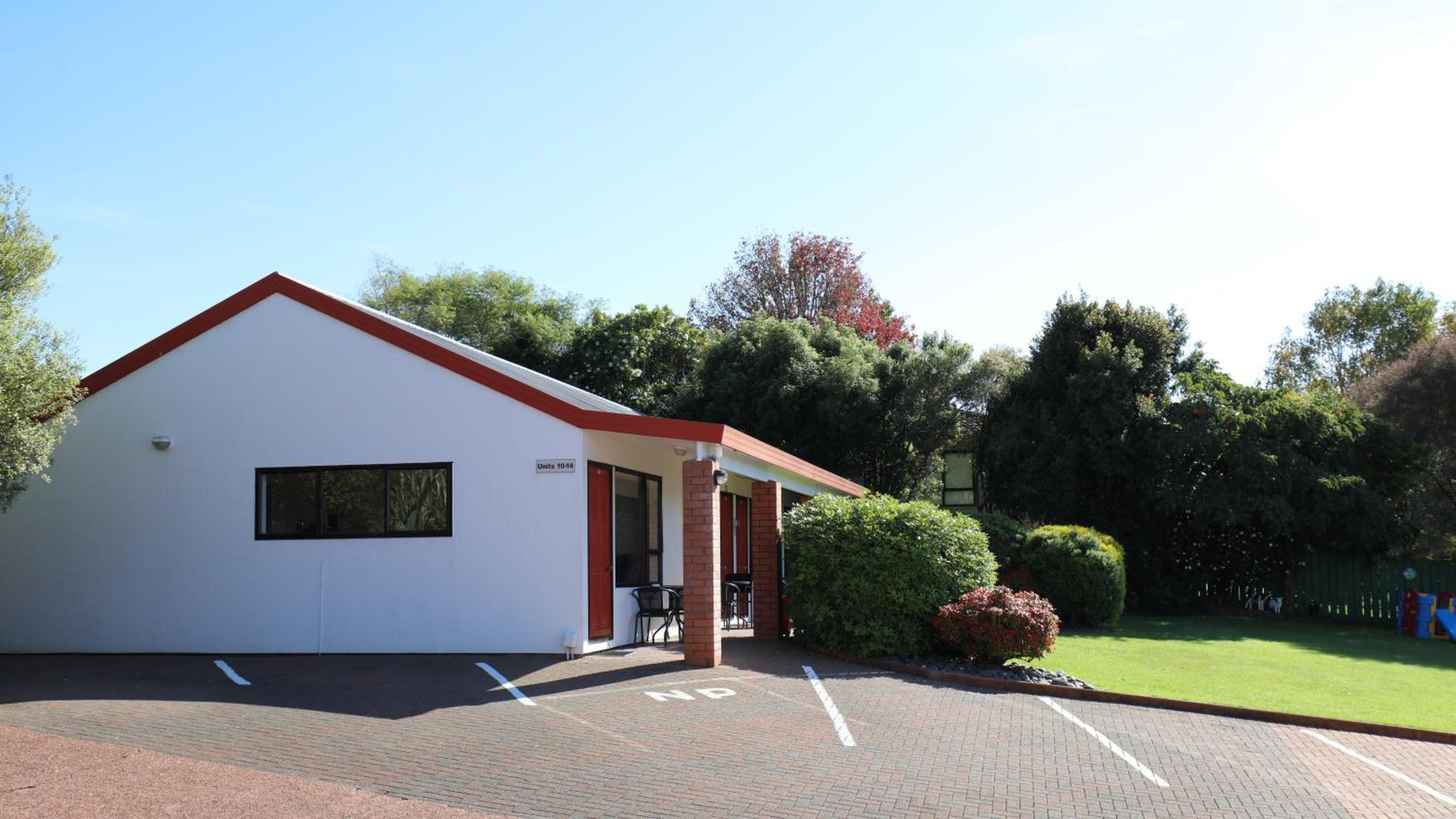 Bk's Counties Motor Lodge