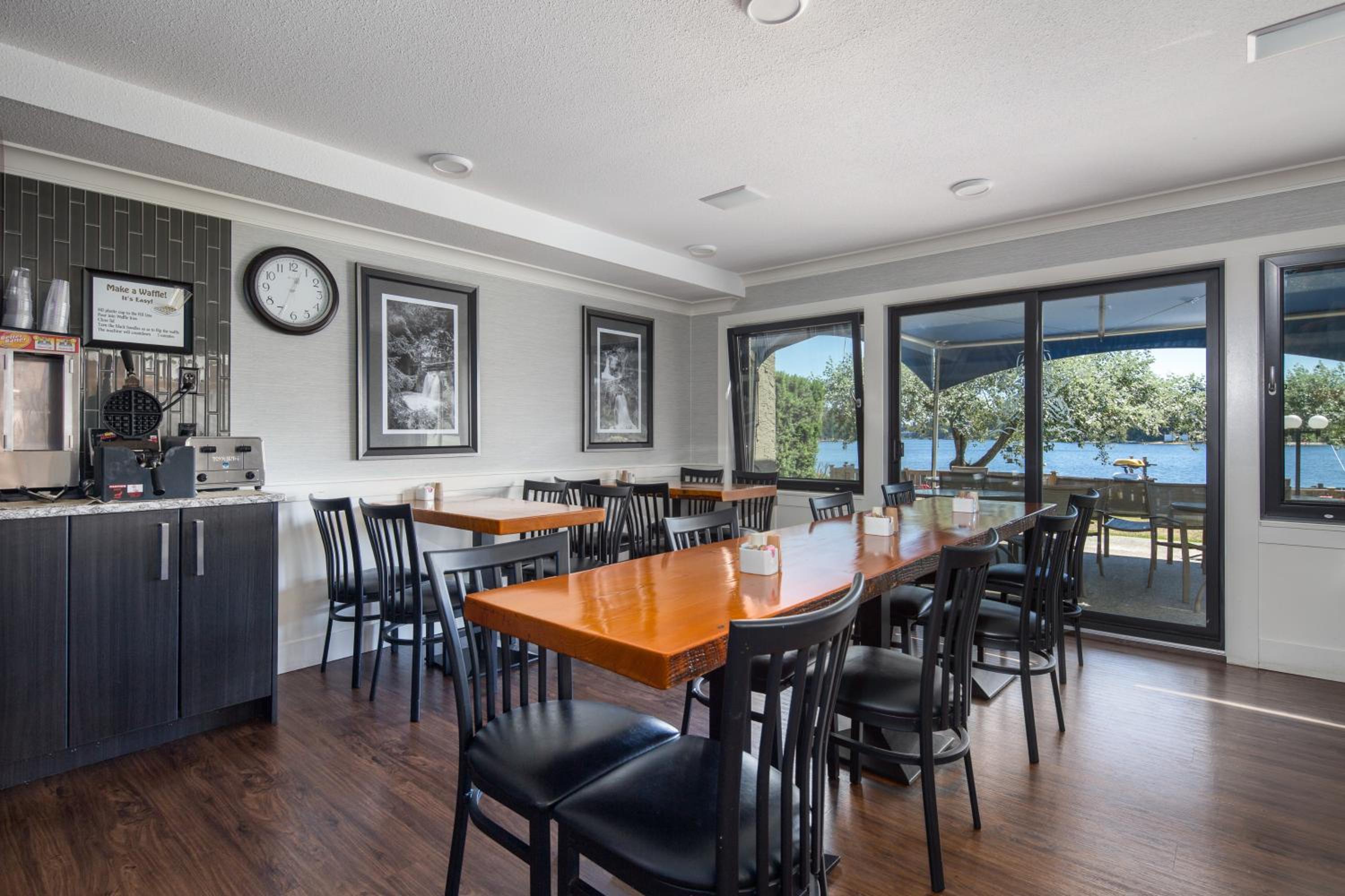 Inn on Long Lake view 5