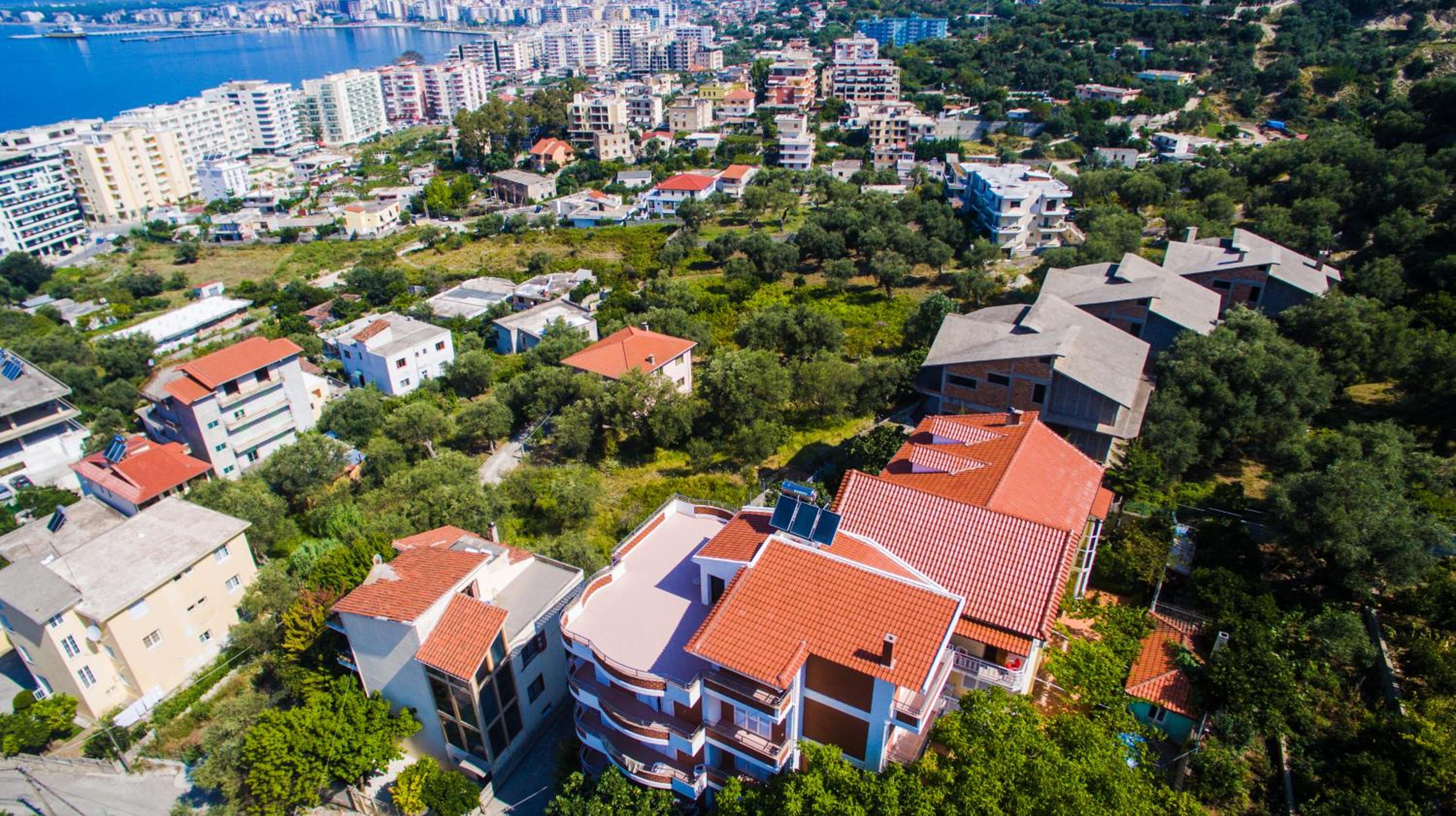 Lux Apartments