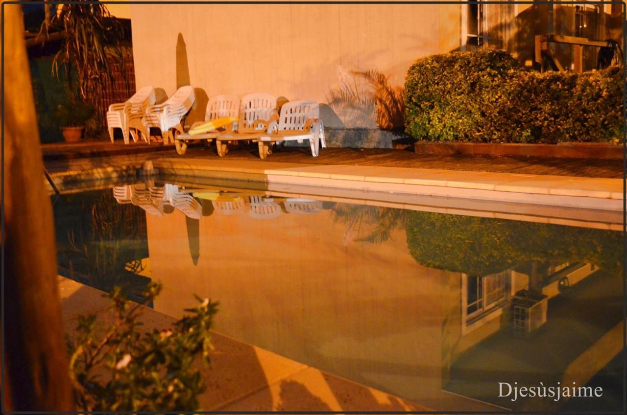 Esquina Escondida