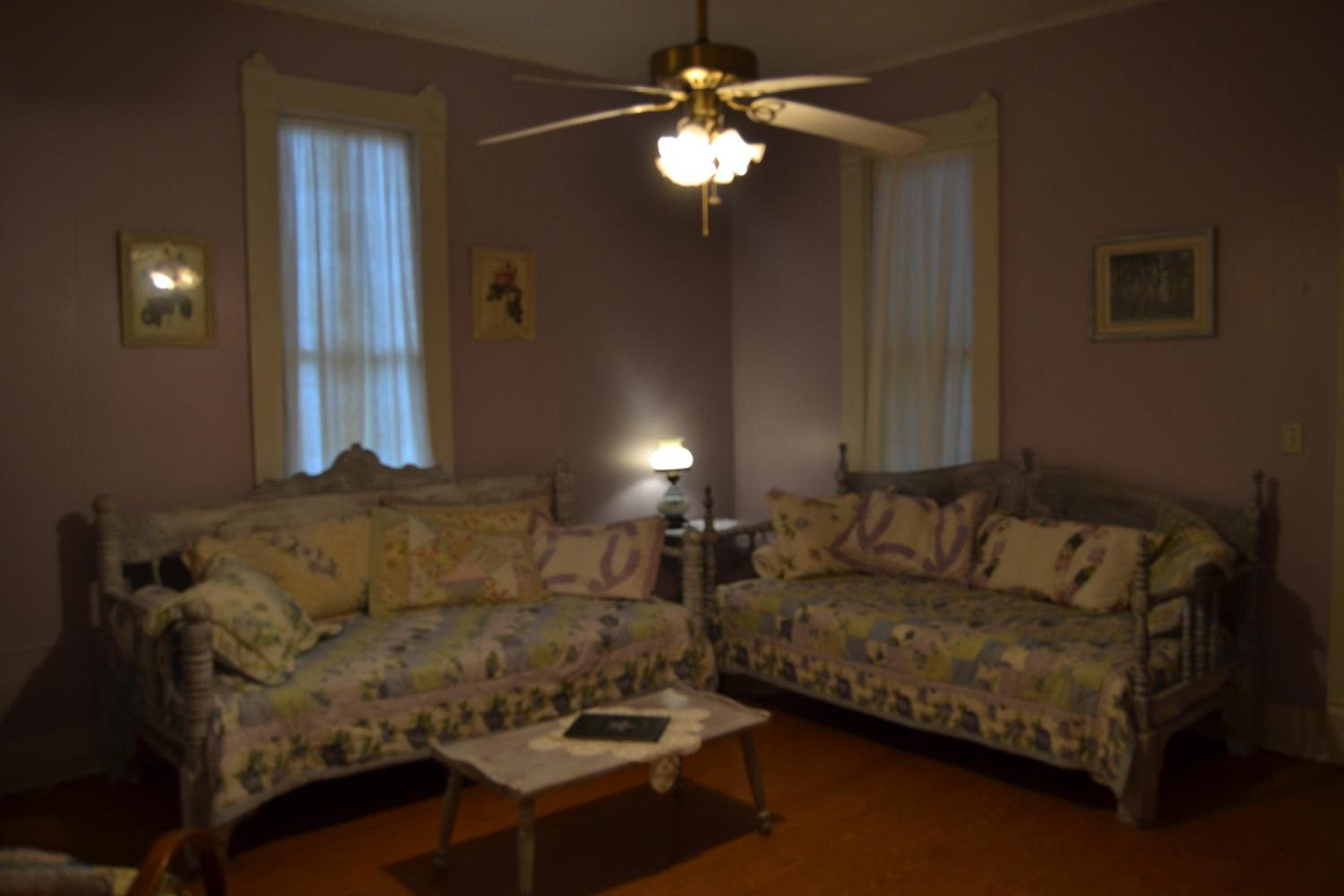 Carleton House Bed and Breakfast