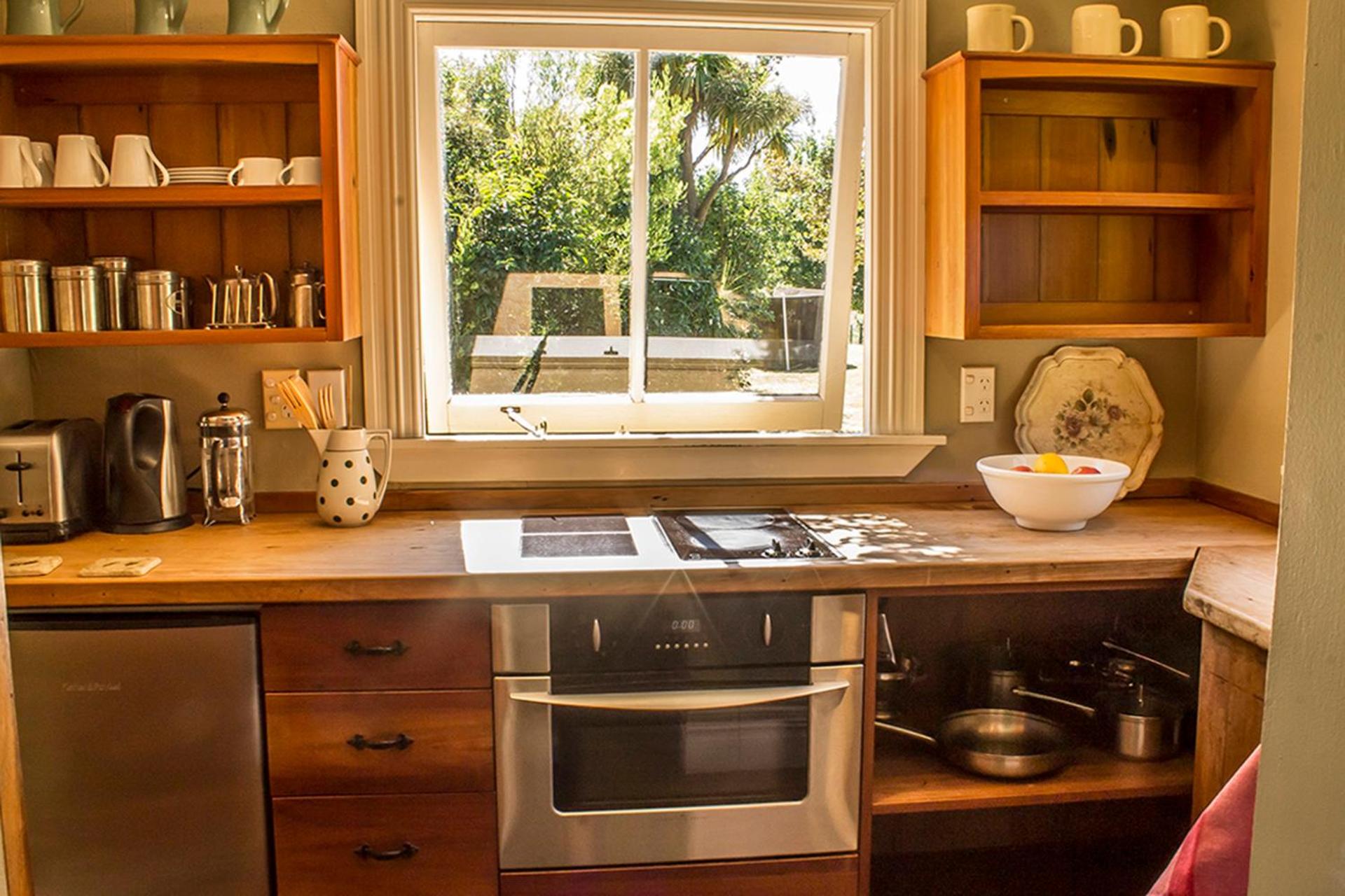 Secluded Haven Near Bush, Beach & Havelock North view 2