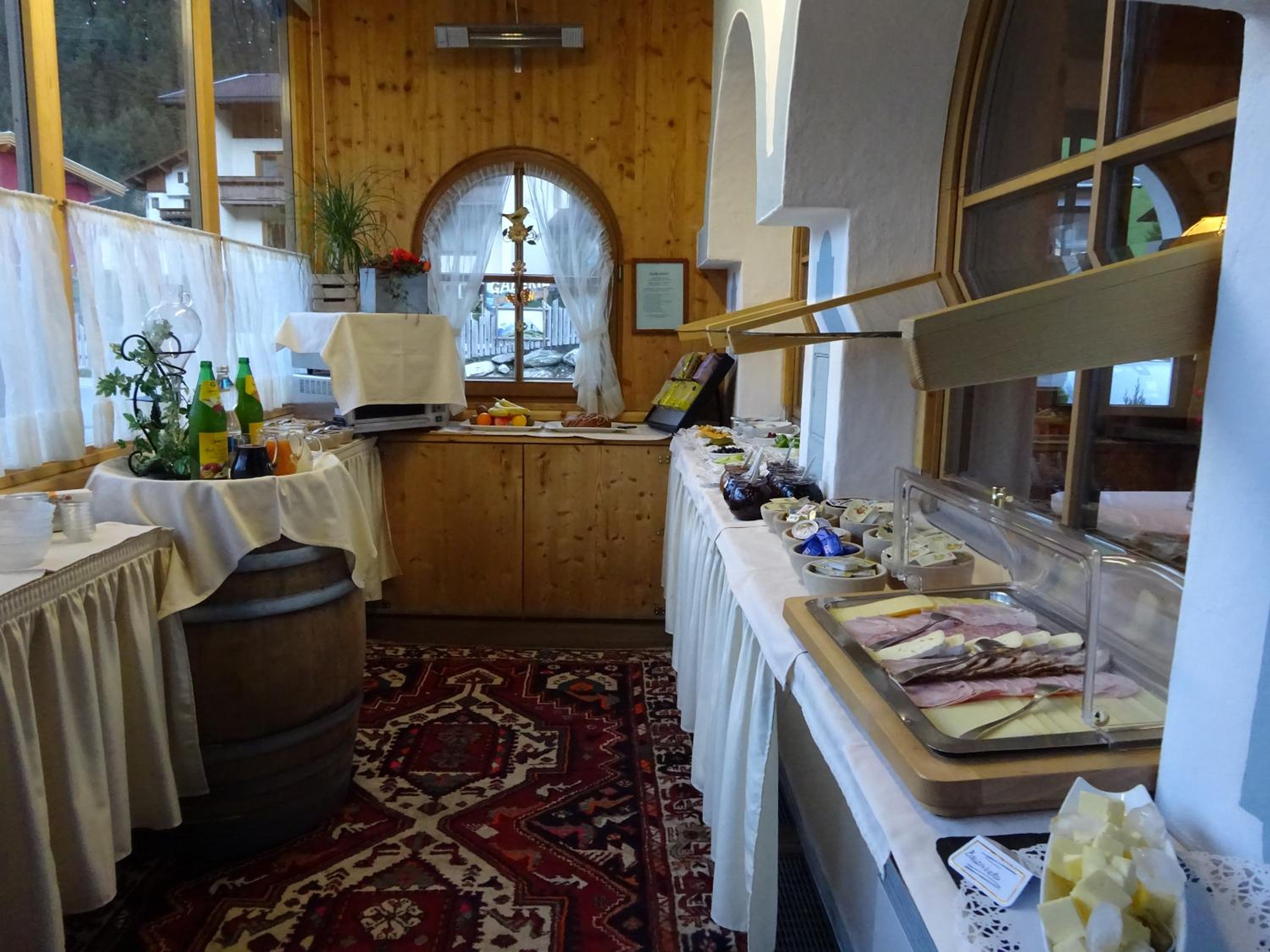 Photo 48