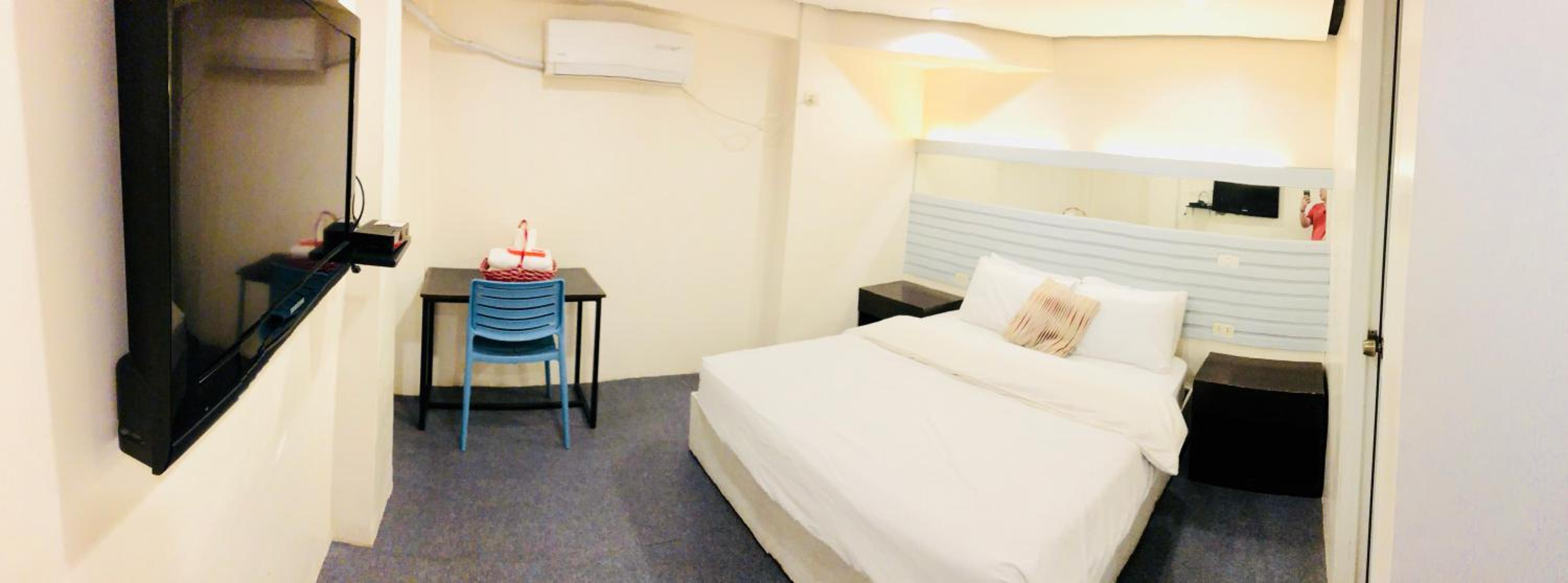 Hometown Hotel - Lacson Bacolod
